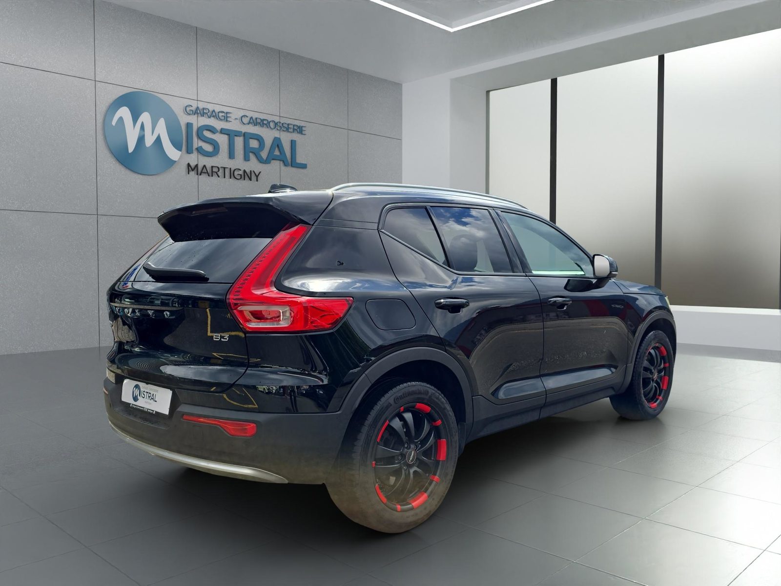 VOLVO XC40 2.0 B3 MH Core, Mild-Hybrid Benzin/Elektro, Occasion / Gebraucht, Automatik - 5