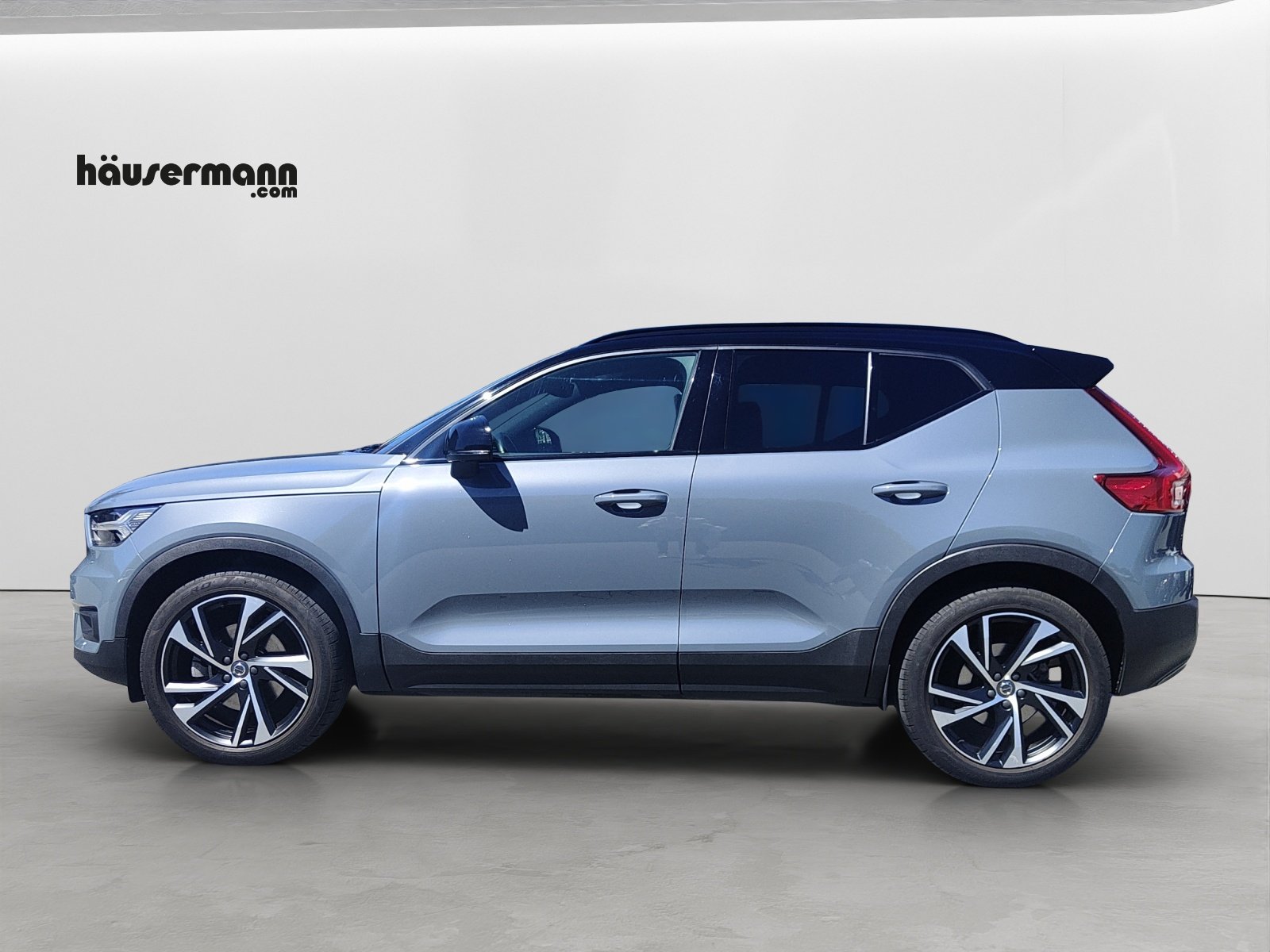 VOLVO XC40 2.0 B4 MH R-Design AWD, Mild-Hybrid Benzin/Elektro, Occasion / Gebraucht, Automatik - 3
