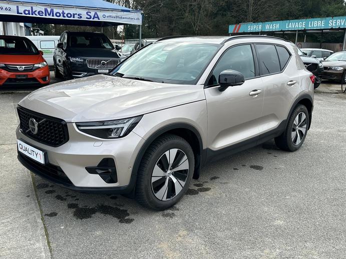 VOLVO XC40 B3 Benzin Mild Hybrid Plus Dark DCT, Mild-Hybrid Benzin/Elektro, Occasion / Gebraucht, Automatik