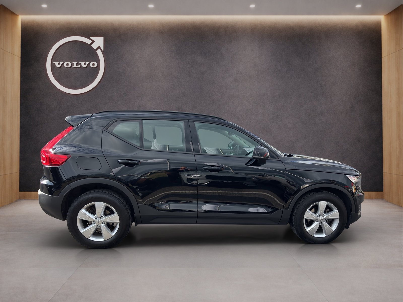 VOLVO XC40 1.5 T3, Petrol, Second hand / Used, Manual - 4