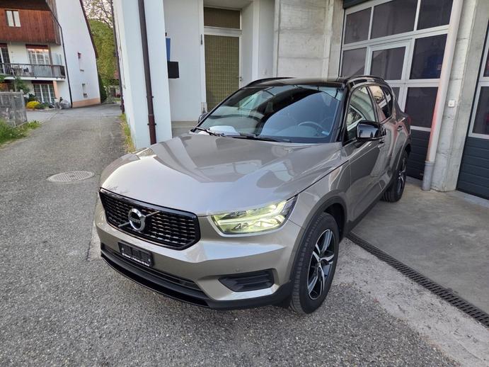 VOLVO XC40 B4 Benzin Mild Hybrid AWD Plus Bright DCT, Hybride Leggero Benzina/Elettrica, Occasioni / Usate, Automatico