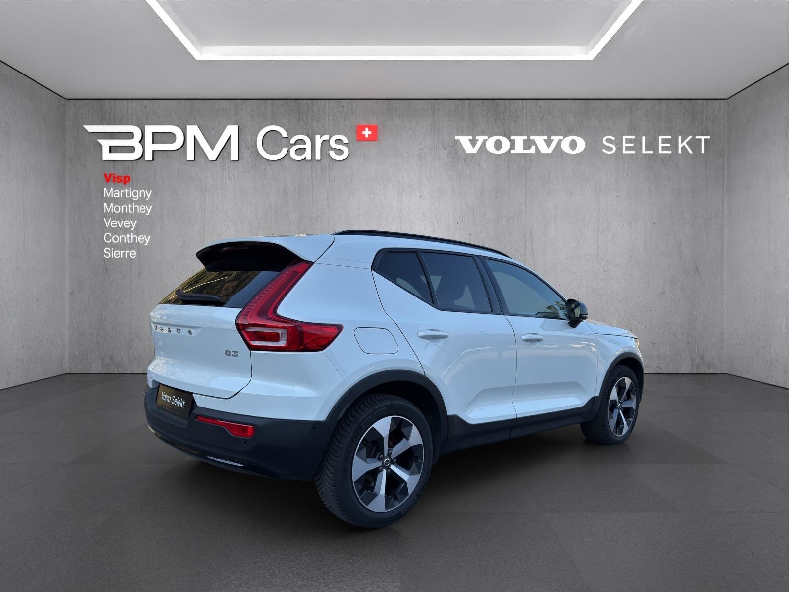VOLVO XC40 B3 Benzin Mild Hybrid Plus Dark DCT, Hybride Léger Essence/Électricité, Occasion / Utilisé, Automatique - 5