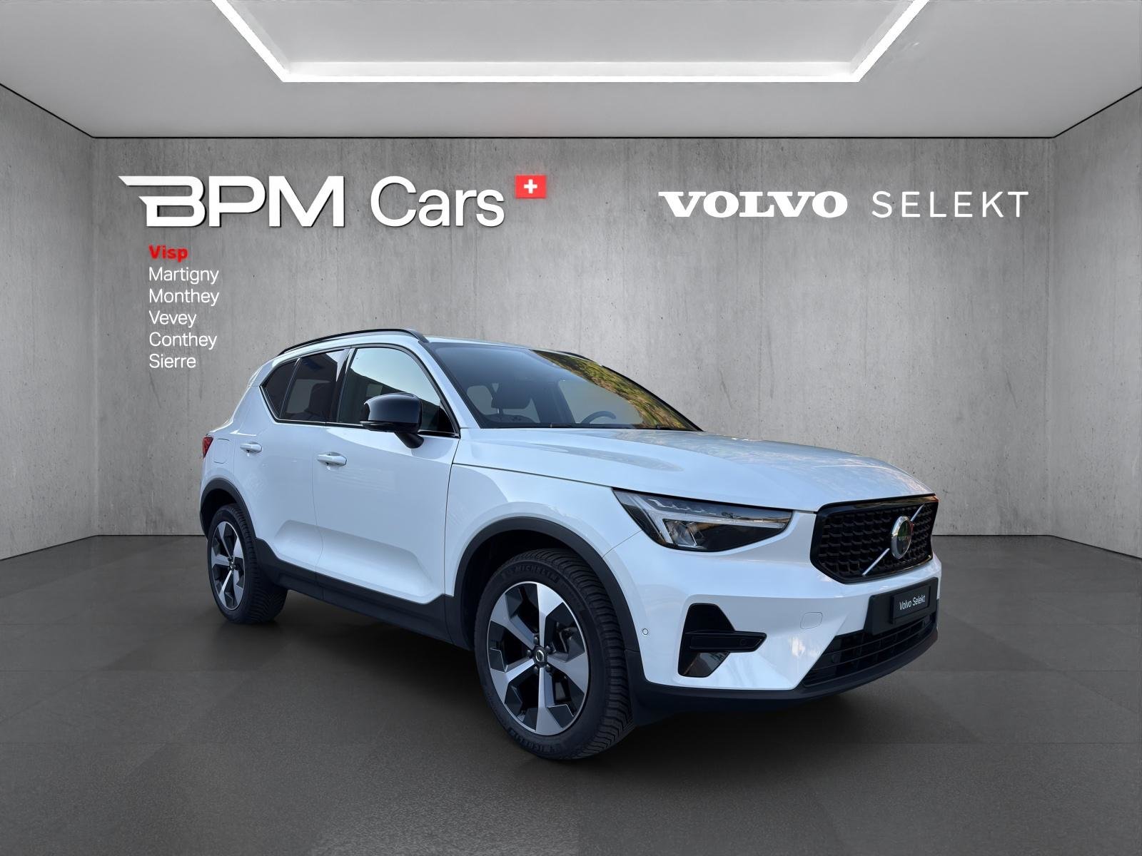VOLVO XC40 B3 Benzin Mild Hybrid Plus Dark DCT, Hybride Léger Essence/Électricité, Occasion / Utilisé, Automatique - 6
