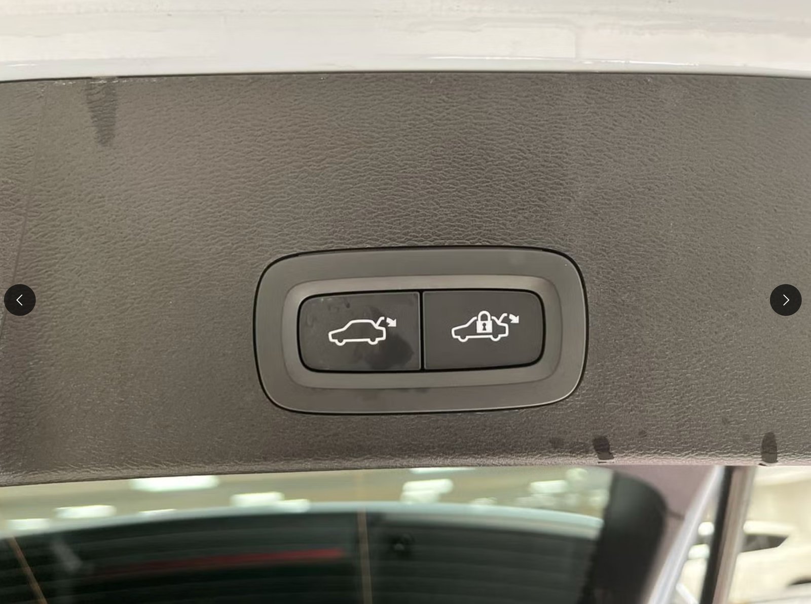 VOLVO XC40 B4 Benzin Mild Hybrid Core DCT, Mild-Hybrid Benzin/Elektro, Occasion / Gebraucht, Automatik - 7