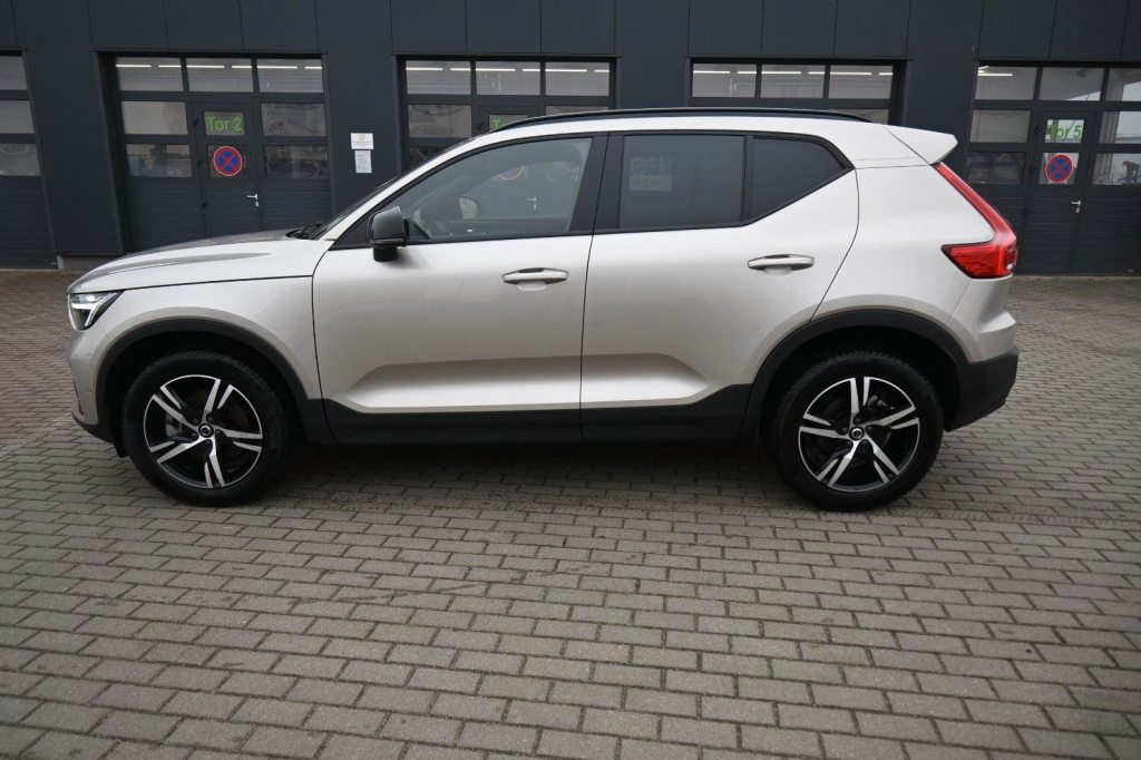 VOLVO XC40 B4, Essence, Occasion / Utilisé, Automatique - 2