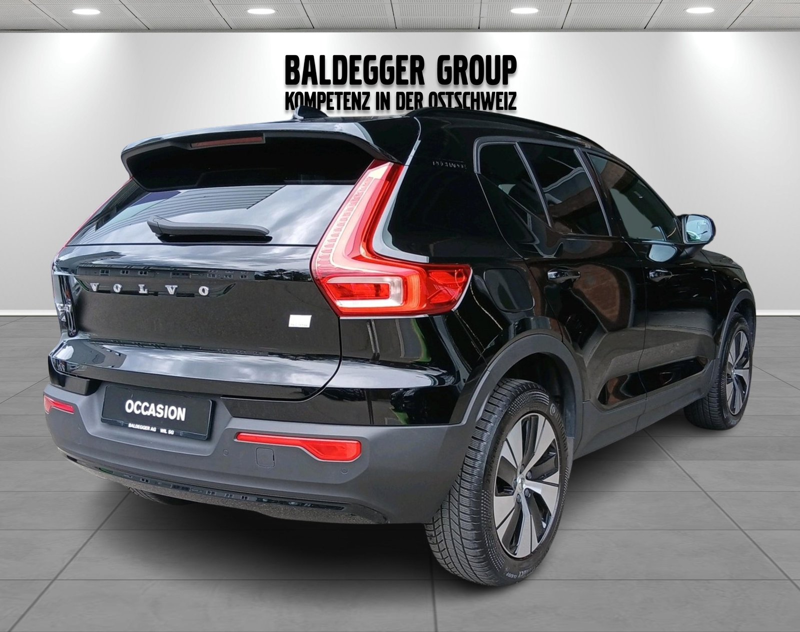 VOLVO XC40 1.5 T4 PiH R-Design Expre, Voll-Hybrid Benzin/Elektro, Occasion / Gebraucht, Automatik - 2