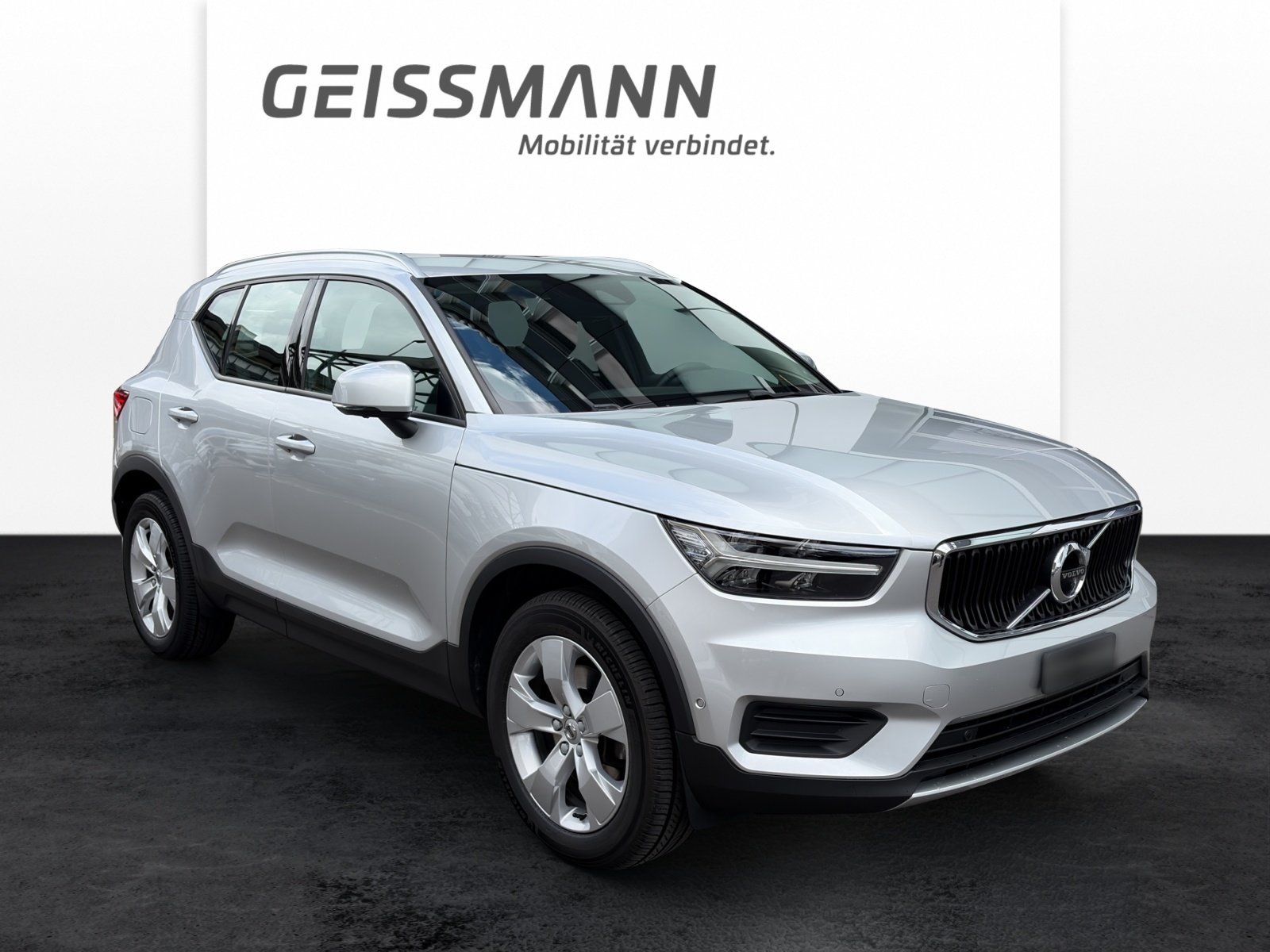 VOLVO XC40 2.0 D4 Momentum AWD, Diesel, Occasion / Gebraucht, Automatik - 2