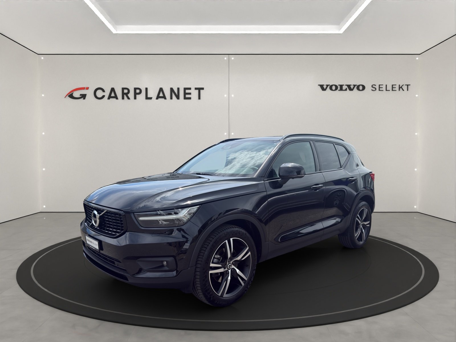VOLVO XC40 2.0 B4 MH R-Design AWD