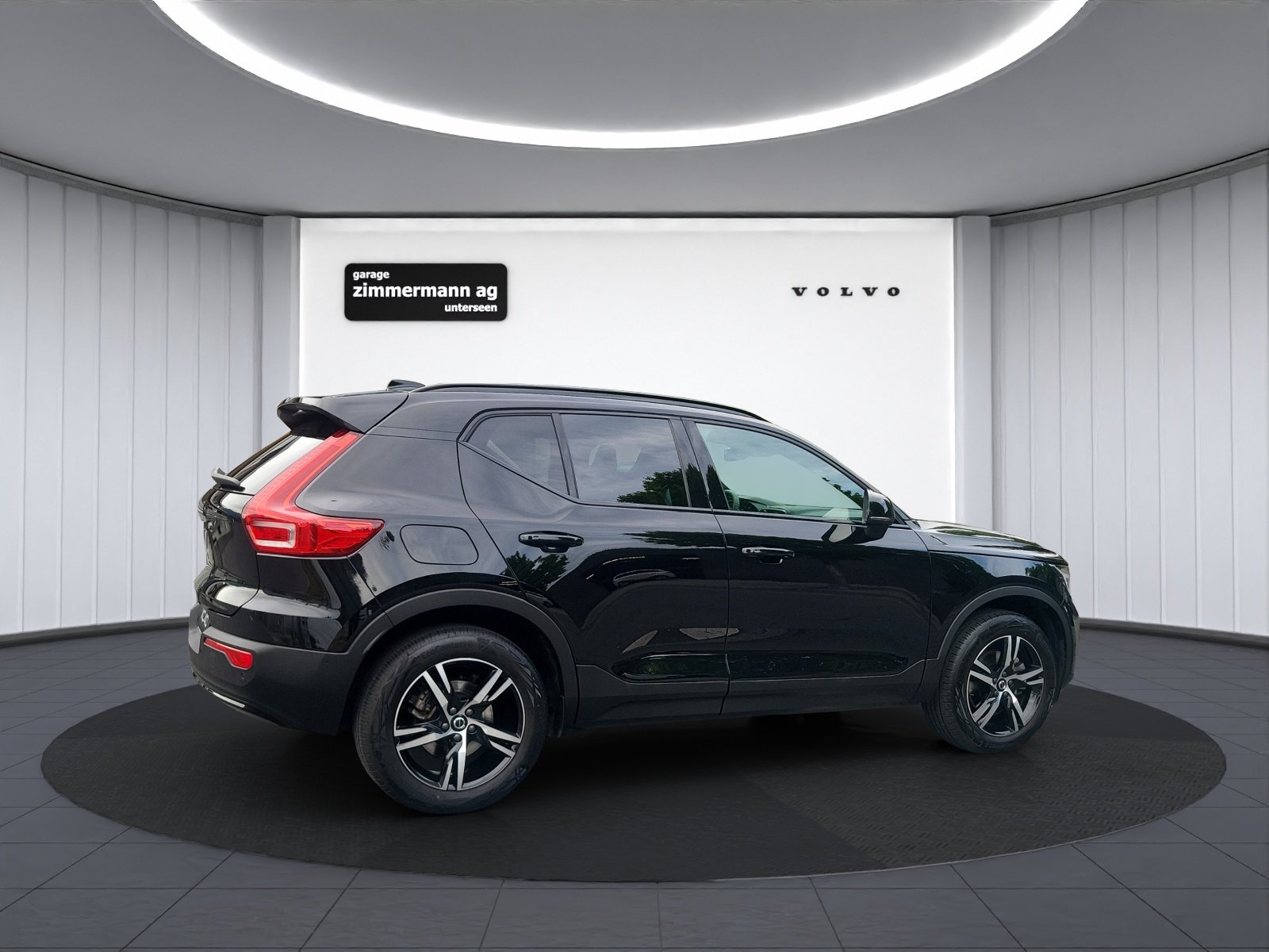 VOLVO XC40 2.0 B3 MH Plus Dark, Mild-Hybrid Petrol/Electric, Second hand / Used, Automatic - 6