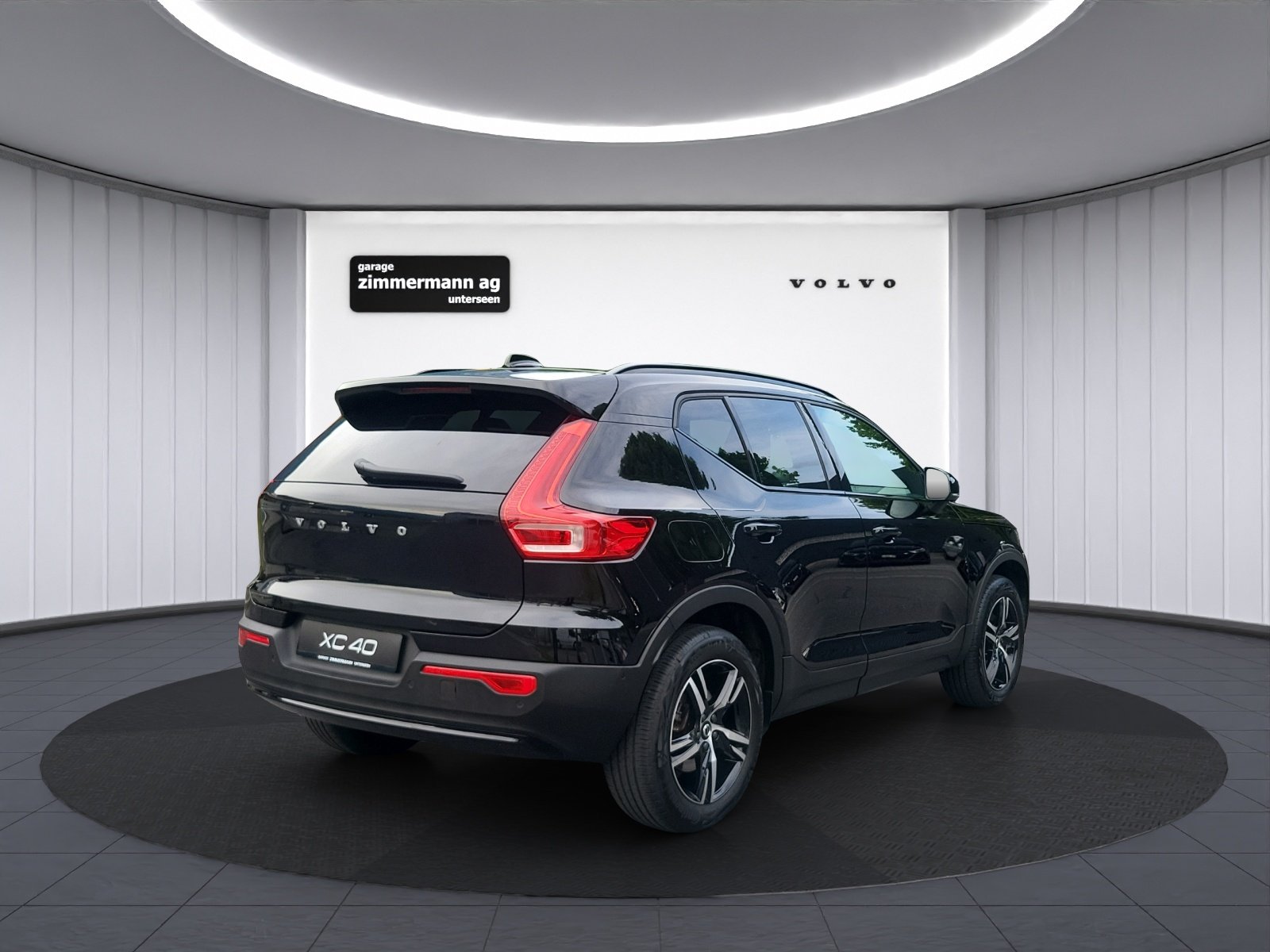 VOLVO XC40 2.0 B3 MH Plus Dark, Mild-Hybrid Petrol/Electric, Second hand / Used, Automatic - 7