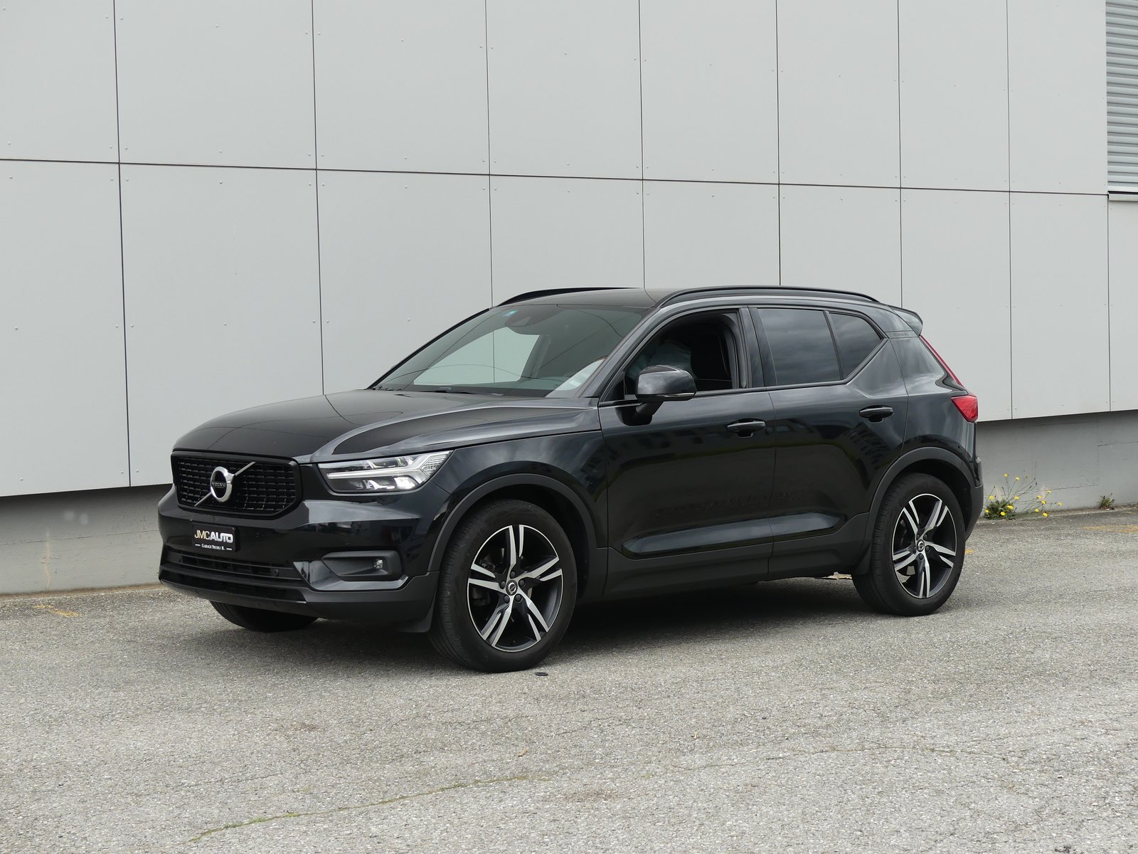 VOLVO XC40 D4 AWD R-Design, Diesel, Occasioni / Usate, Automatico - 6