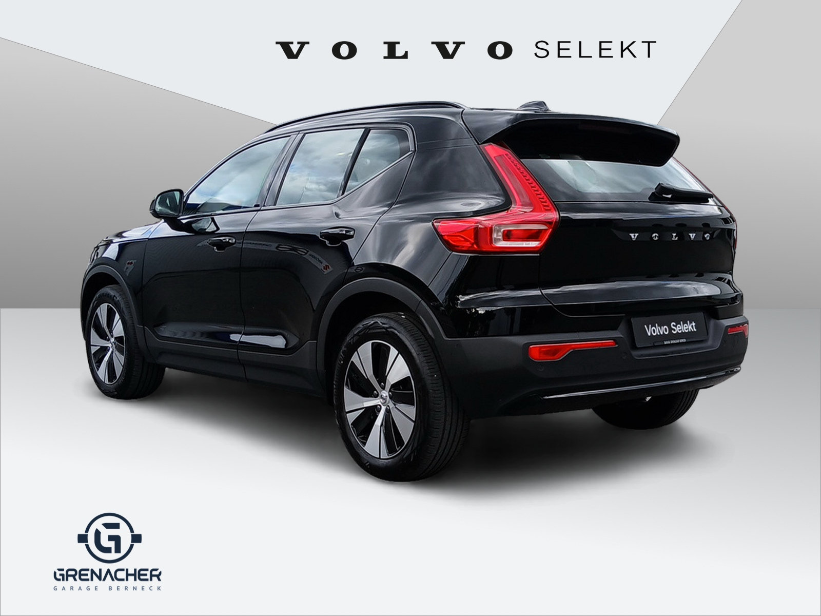 VOLVO XC40 2.0 B4 MH Plus Dark AWD, Mild-Hybrid Benzin/Elektro, Occasion / Gebraucht, Automatik - 4