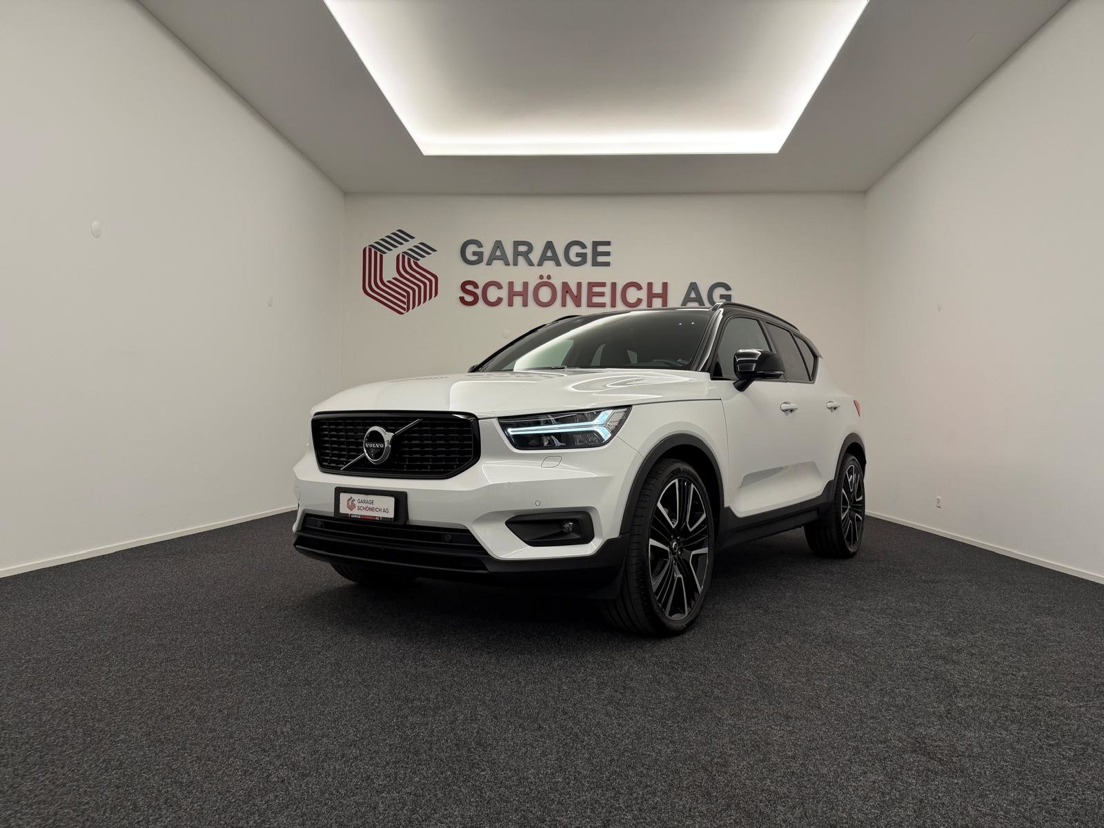 VOLVO XC40 T4 AWD Momentum Geartronic