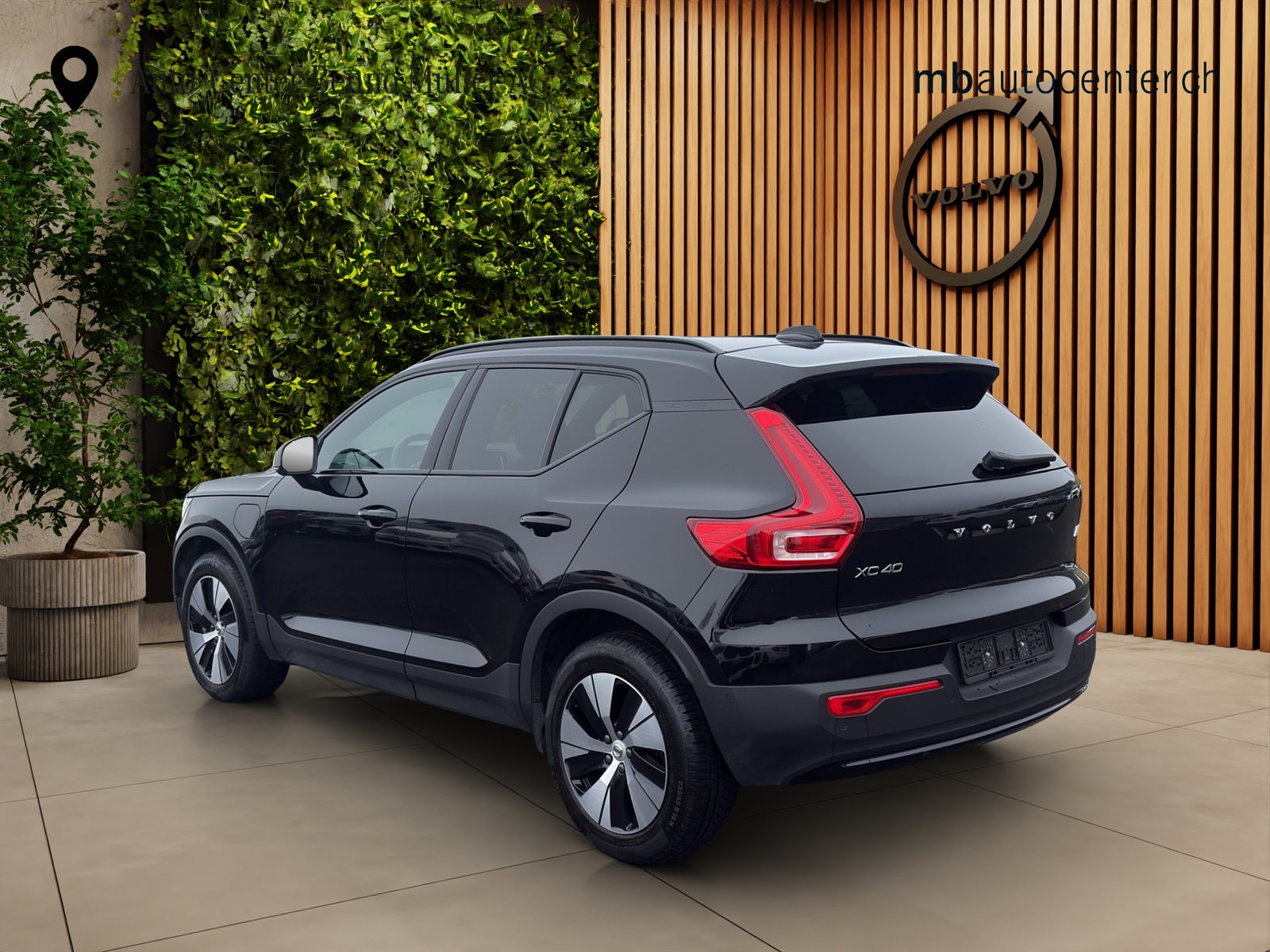 VOLVO XC40 1.5 T4 PiH Plus Dark, Hybride Rechargeable Essence/Électricité, Occasion / Utilisé, Automatique - 3