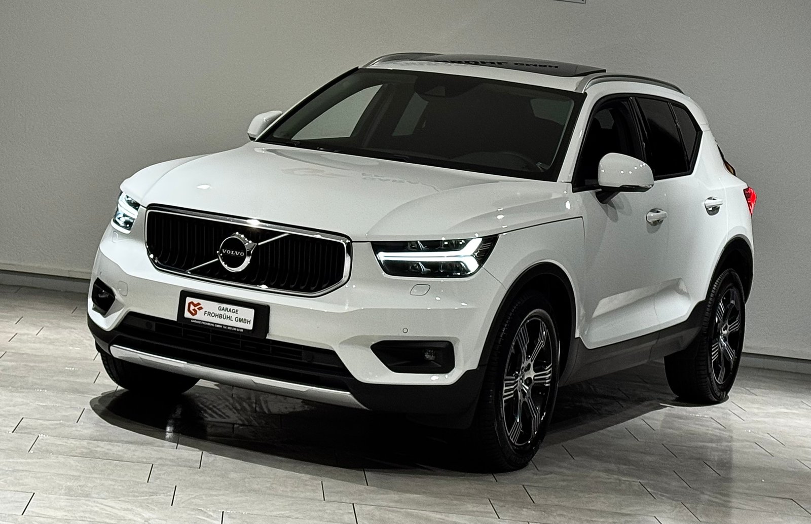 VOLVO XC40 T3 Momentum Geartronic 1.Hand CH