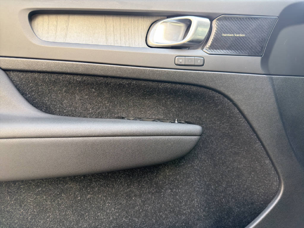 VOLVO XC40 1.5 T5 PiH Inscription, Plug-in-Hybrid Benzina/Elettrica, Occasioni / Usate, Automatico - 7