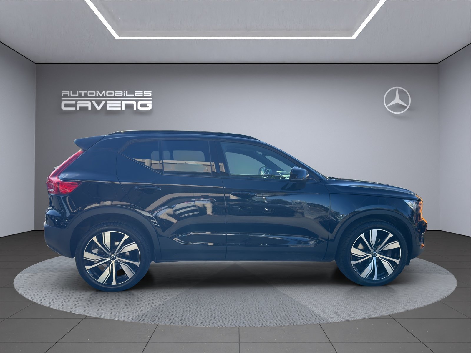 VOLVO XC40 T4 TwE R-Design DCT, Hybride Rechargeable Essence/Électricité, Occasion / Utilisé, Automatique - 7