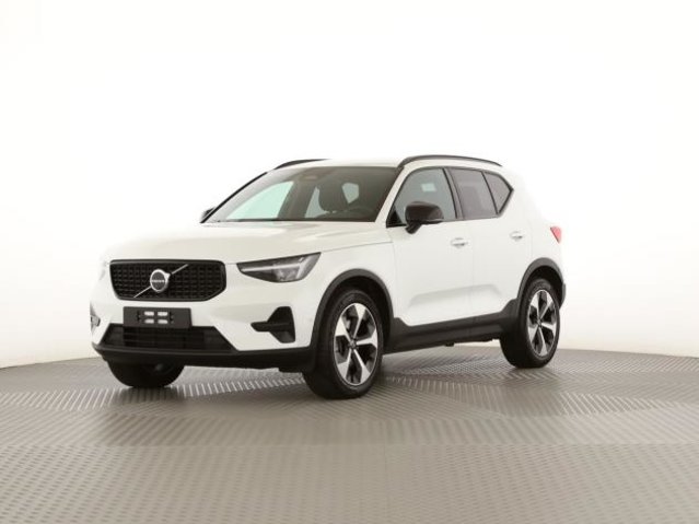 VOLVO XC40 B4 Benzin Mild Hybrid Plus Dark DCT