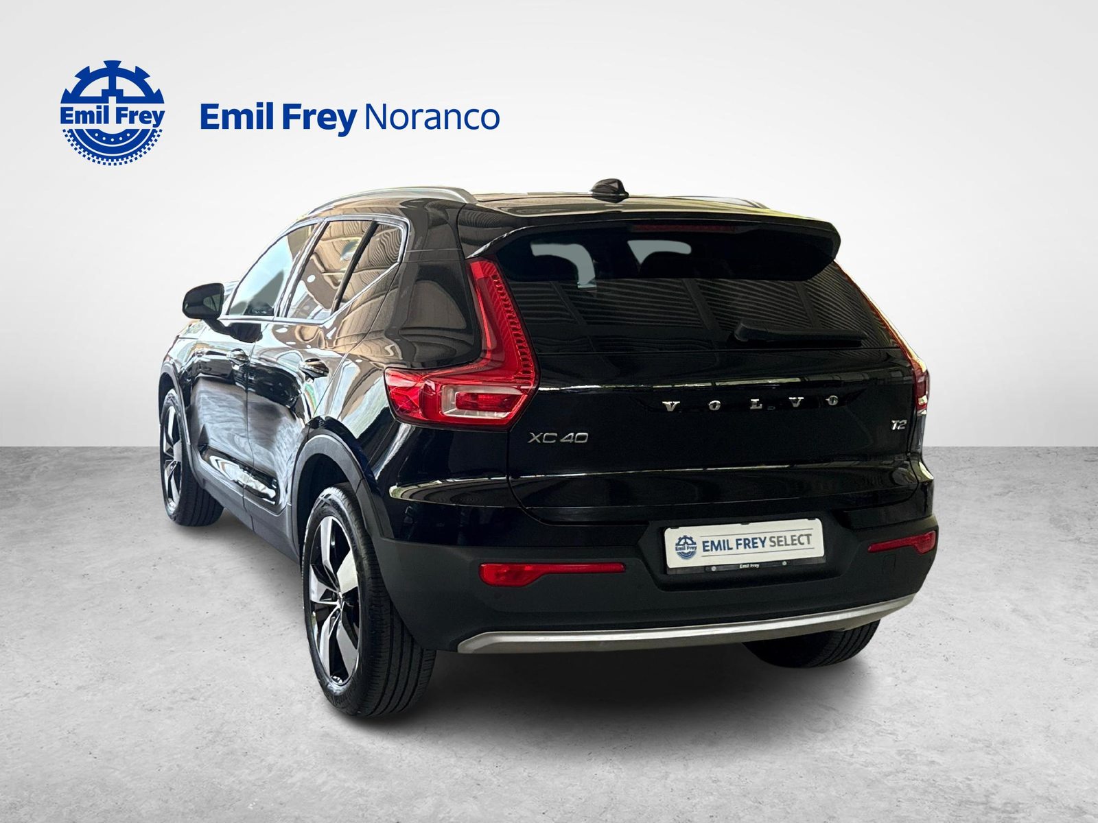 VOLVO XC40 1.5 T2 Momentum + Ruote invernali incluse, Benzina, Occasioni / Usate, Manuale - 3