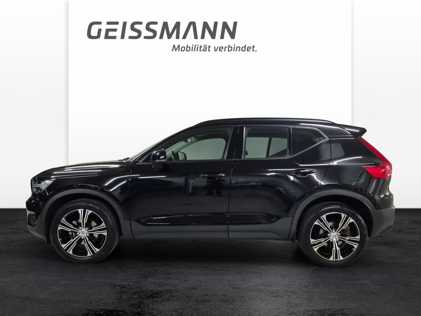 VOLVO XC40 1.5 T3 Momentum Light, Benzina, Occasioni / Usate, Automatico - 3