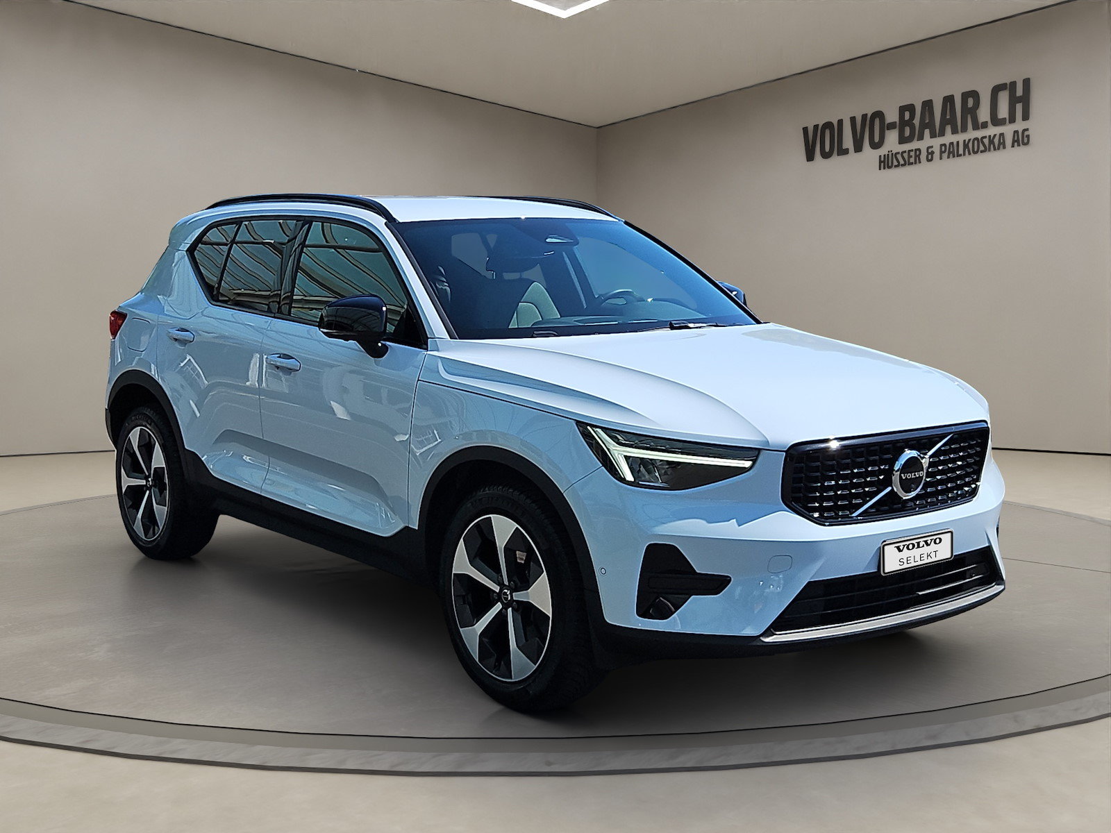 VOLVO XC40 2.0 B3 MH Plus Dark, Mild-Hybrid Petrol/Electric, Second hand / Used, Automatic - 7