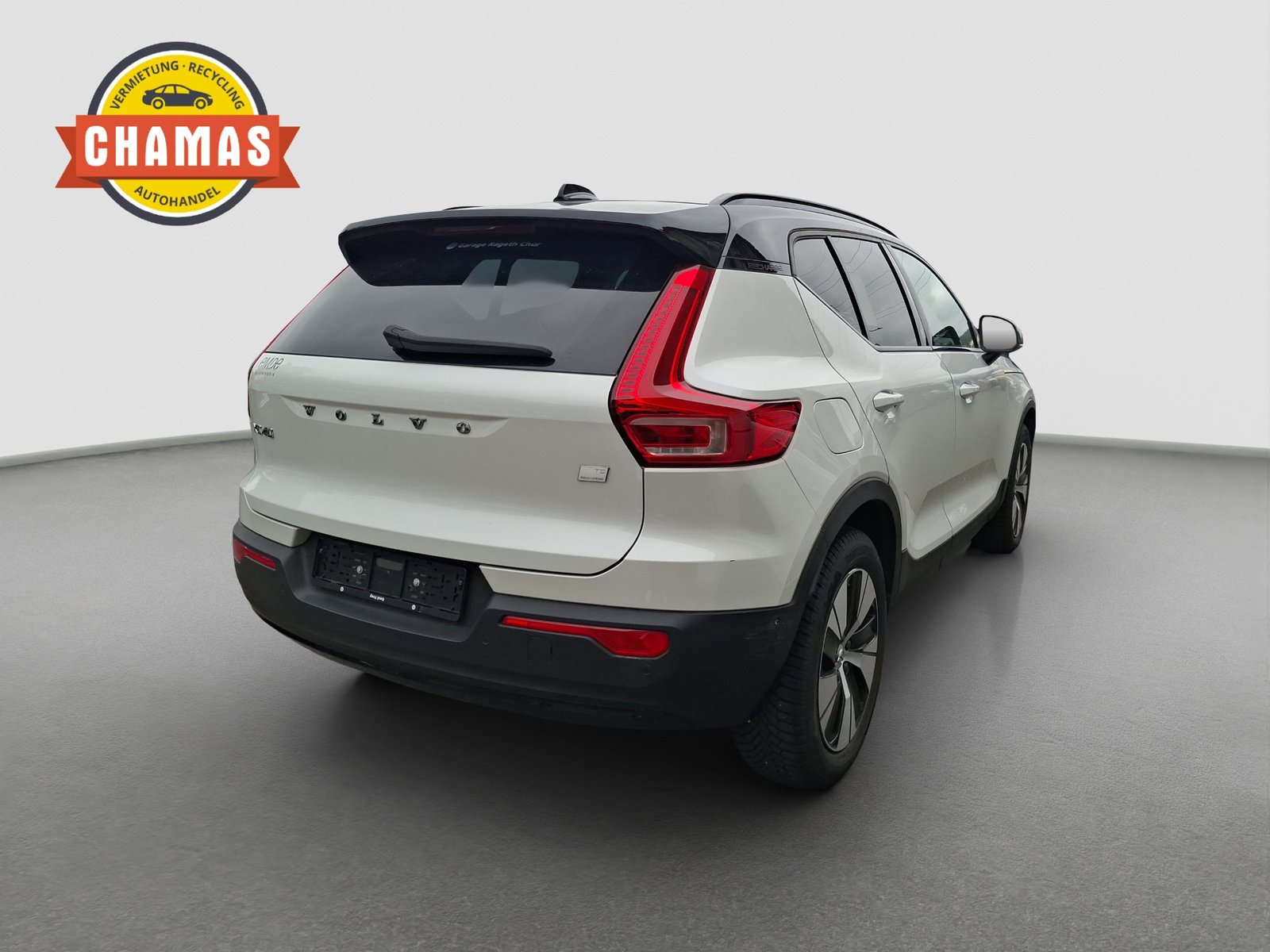VOLVO XC40 T5 TwE R-Design DCT, Plug-in-Hybrid Petrol/Electric, Second hand / Used, Automatic - 2