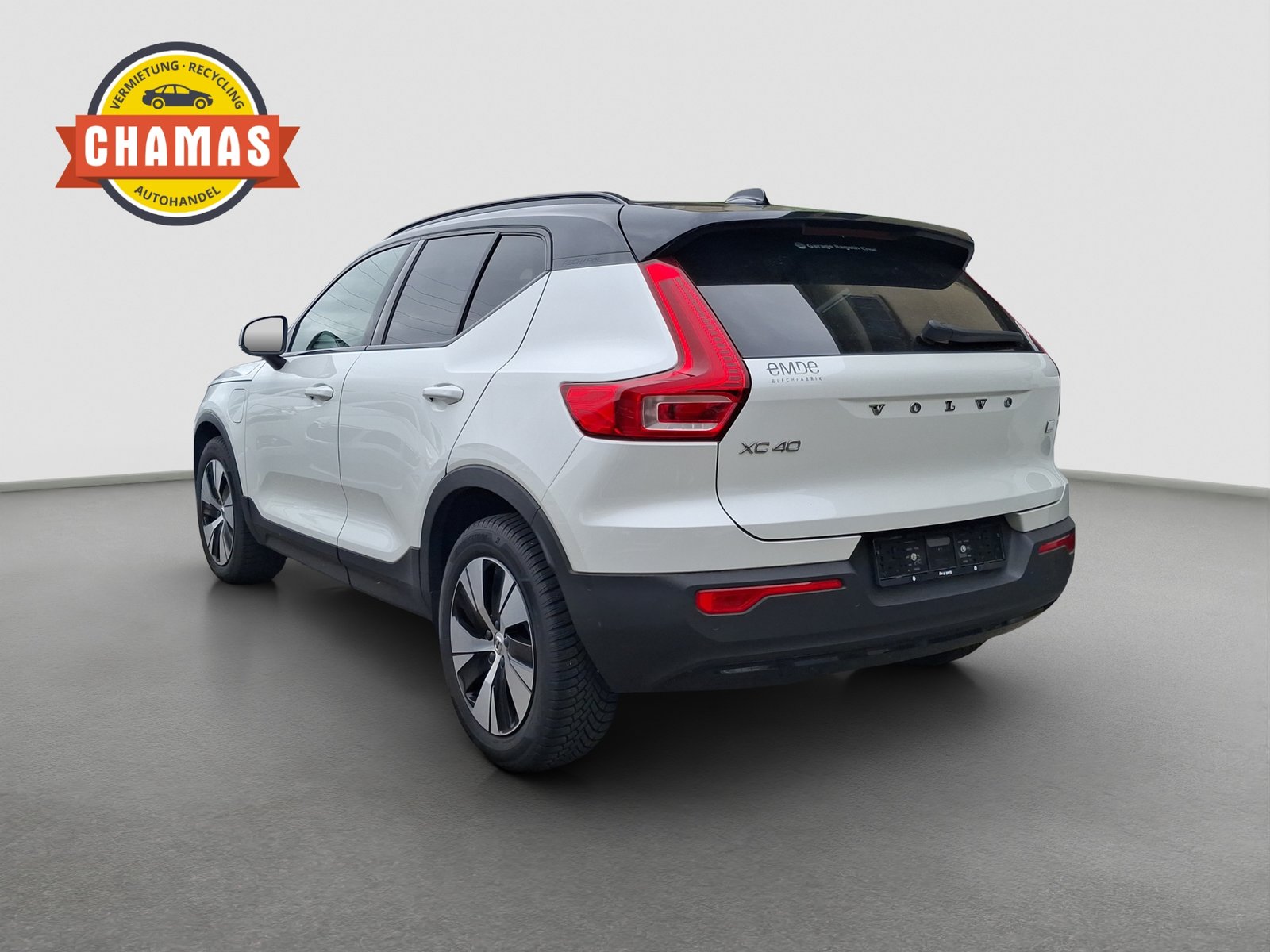 VOLVO XC40 T5 TwE R-Design DCT, Plug-in-Hybrid Petrol/Electric, Second hand / Used, Automatic - 4