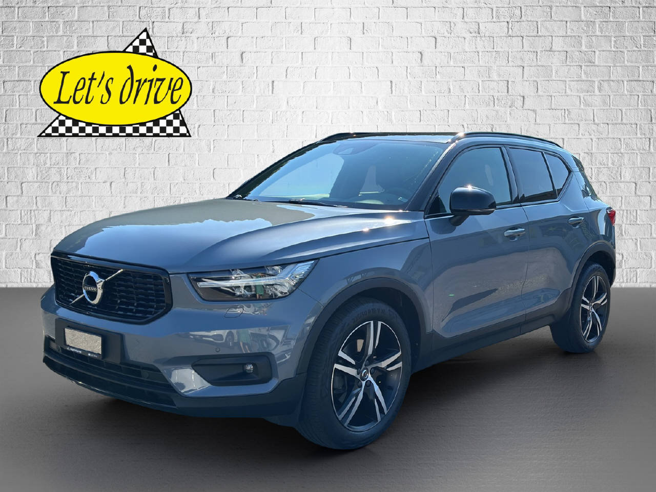 VOLVO XC40 2.0 B4 MH R-Design AWD