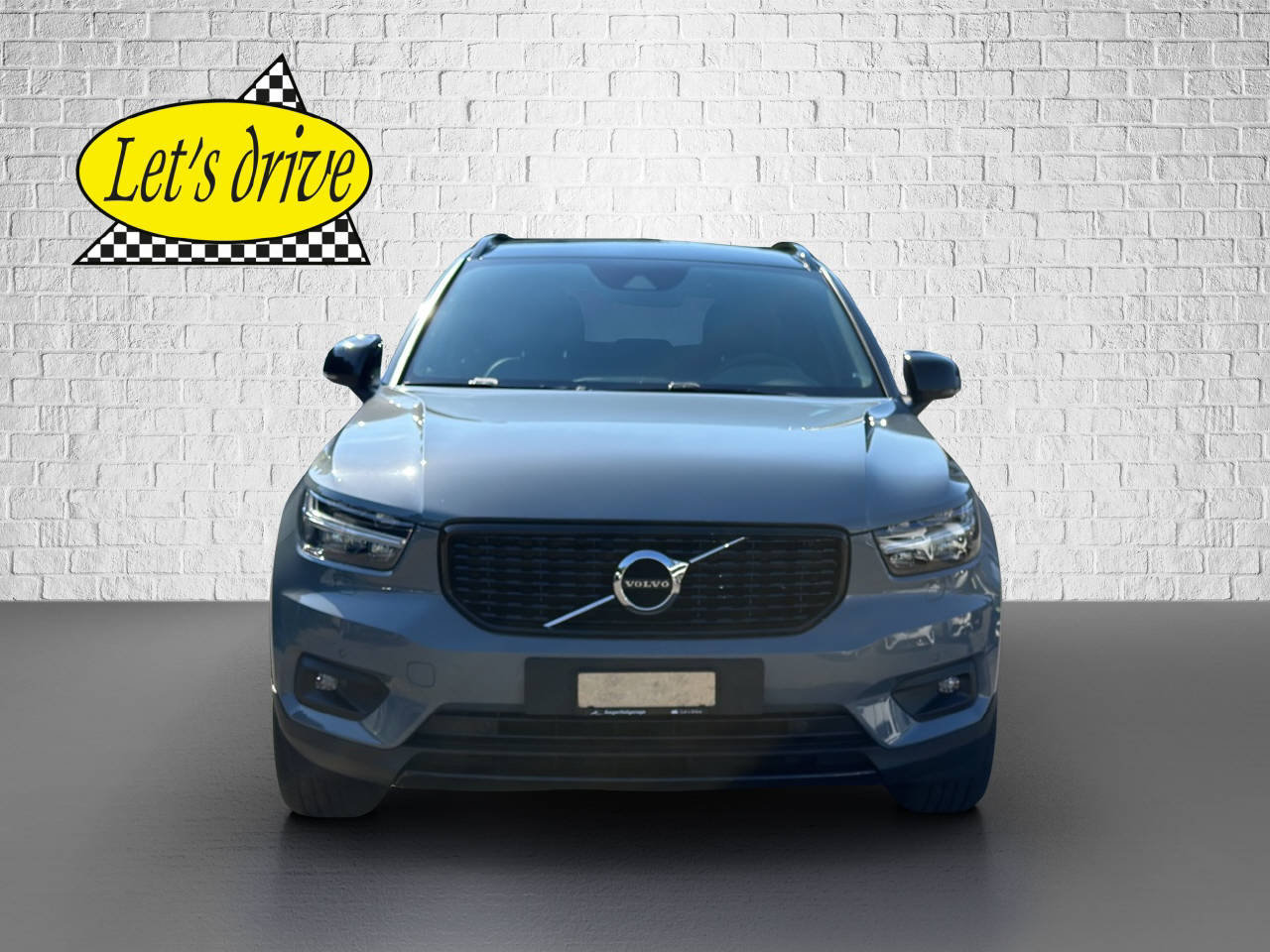 VOLVO XC40 2.0 B4 MH R-Design AWD, Hybride Léger Essence/Électricité, Occasion / Utilisé, Automatique - 2