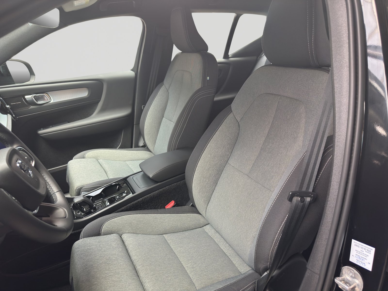 VOLVO XC40 B3 Benzin Mild Hybrid Plus Black Edition, Mild-Hybrid Benzin/Elektro, Occasion / Gebraucht, Automatik - 6