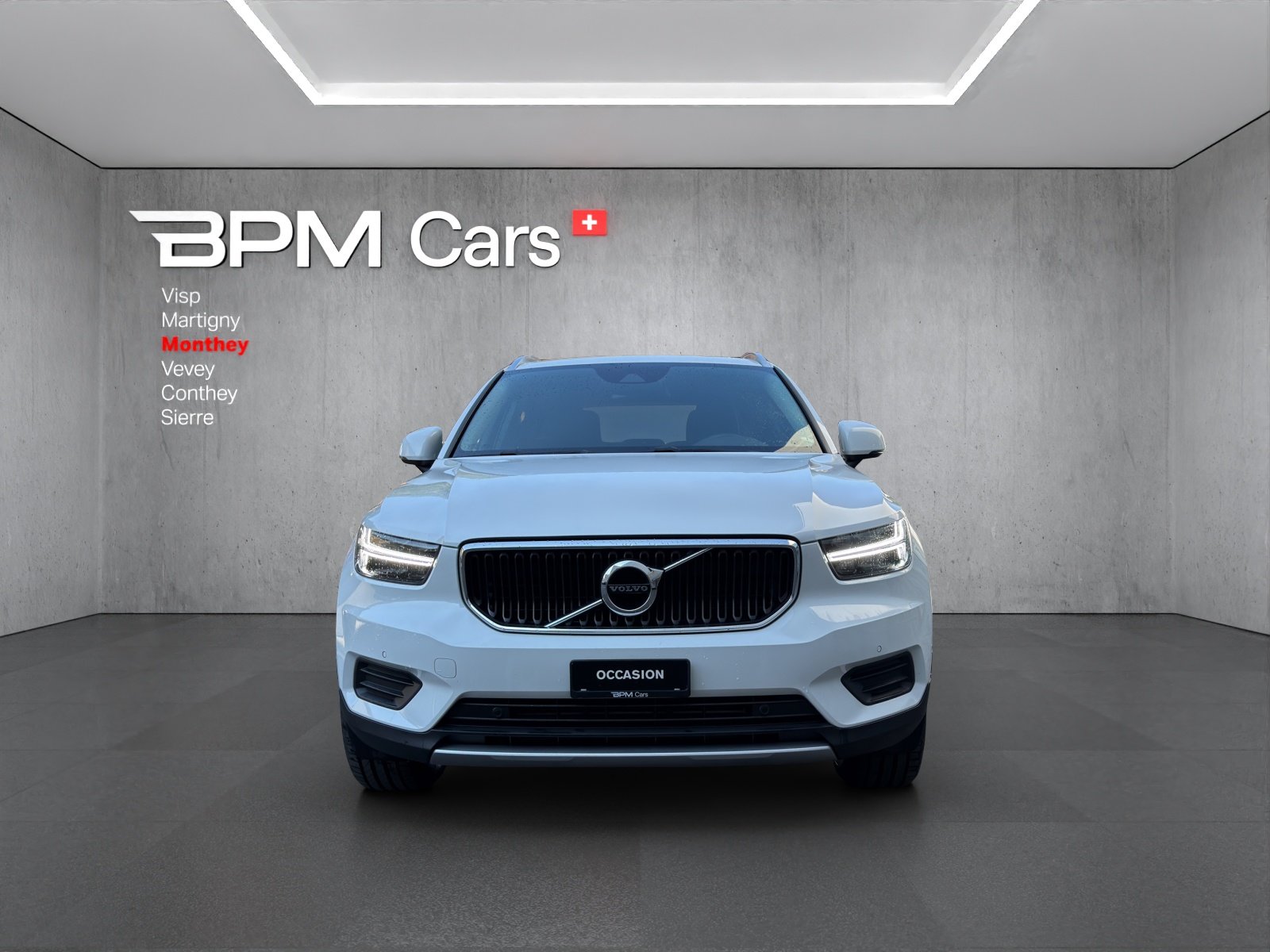 VOLVO XC40 D4 AWD Momentum Geartronic, Diesel, Occasion / Gebraucht, Automatik - 2