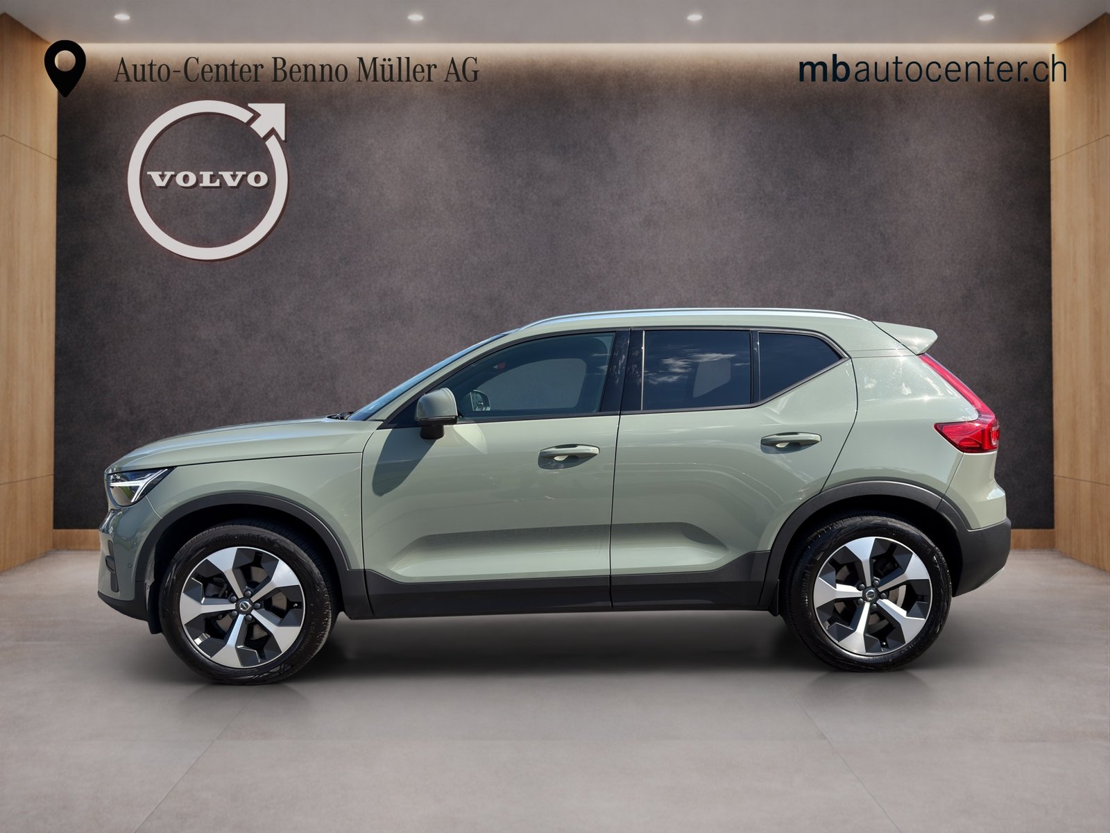 VOLVO XC40 2.0 B3 MH XCITE, Mild-Hybrid Petrol/Electric, Second hand / Used, Automatic - 2