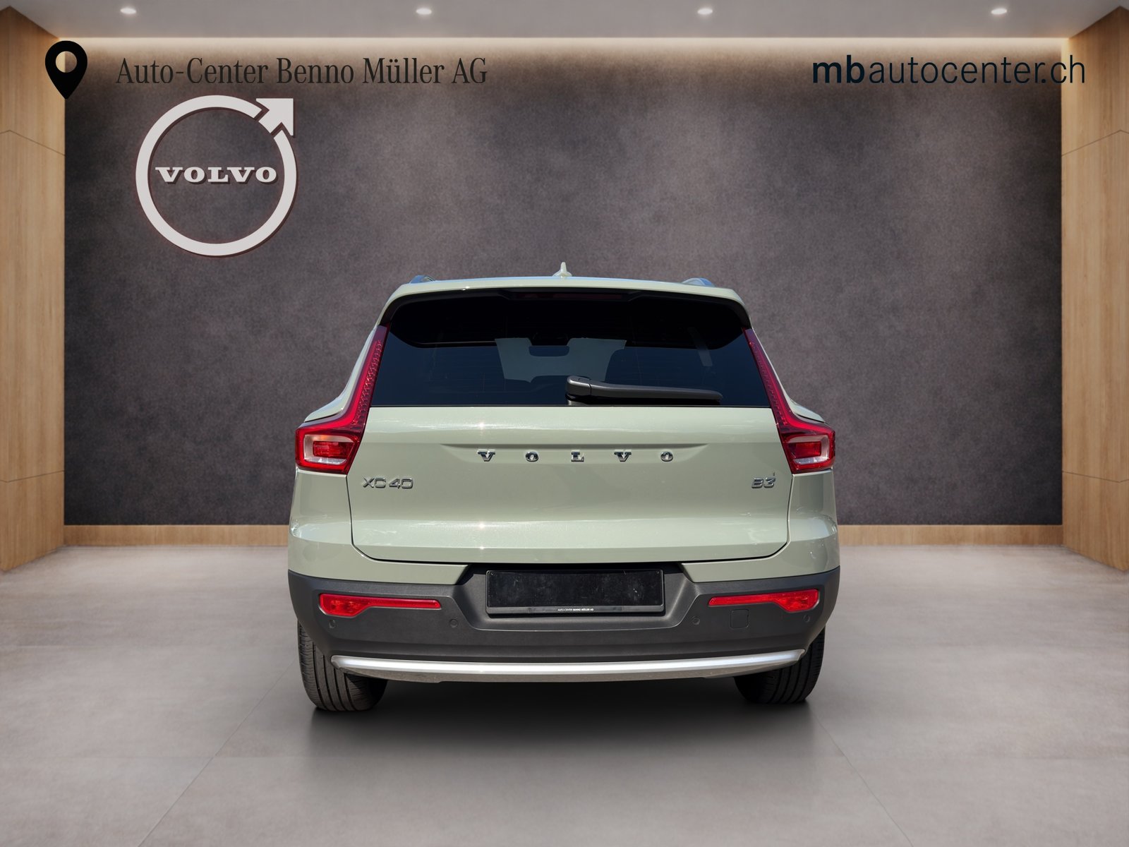 VOLVO XC40 2.0 B3 MH XCITE, Mild-Hybrid Petrol/Electric, Second hand / Used, Automatic - 4