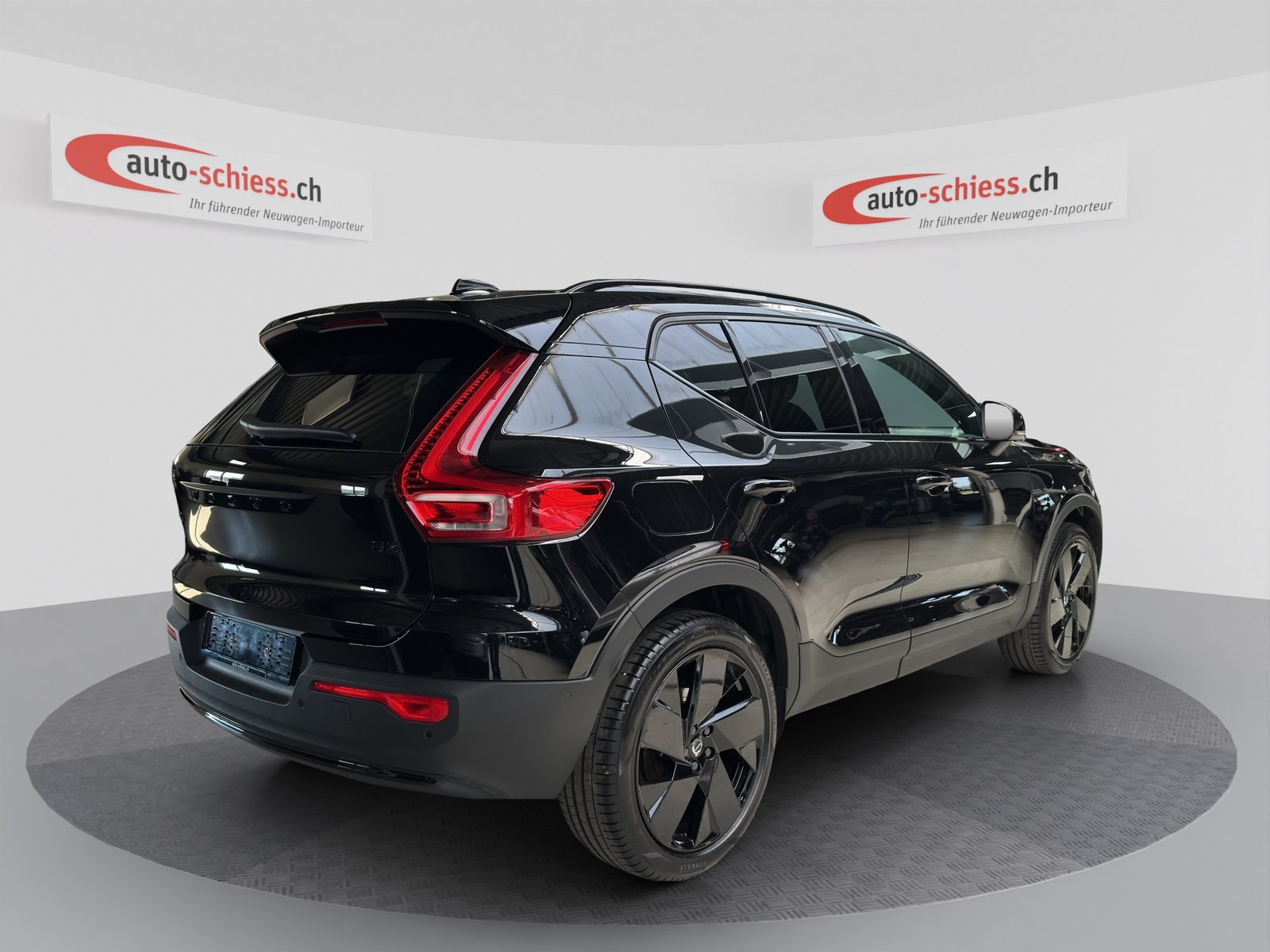 VOLVO XC40 B3 Benzin Mild Hybrid Plus Black Edition, Mild-Hybrid Petrol/Electric, Second hand / Used, Automatic - 5
