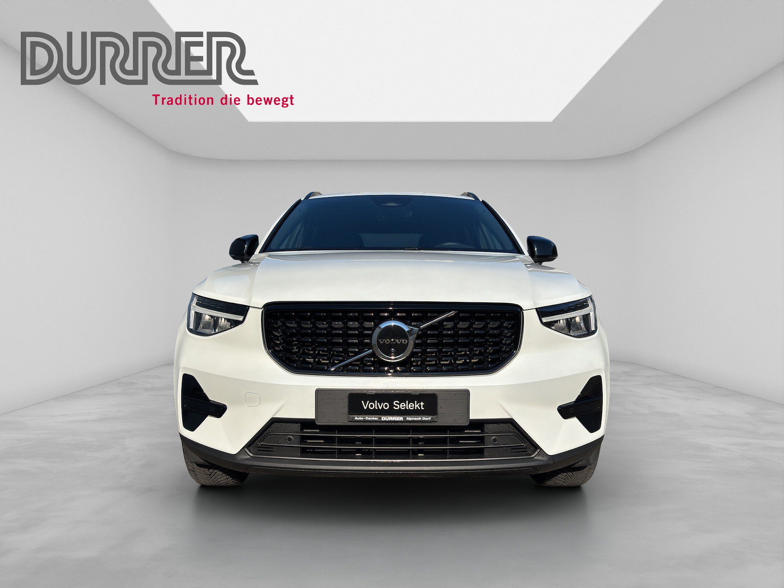 VOLVO XC40 2.0 B3 MH Plus Dark, Mild-Hybrid Petrol/Electric, Second hand / Used, Automatic - 7