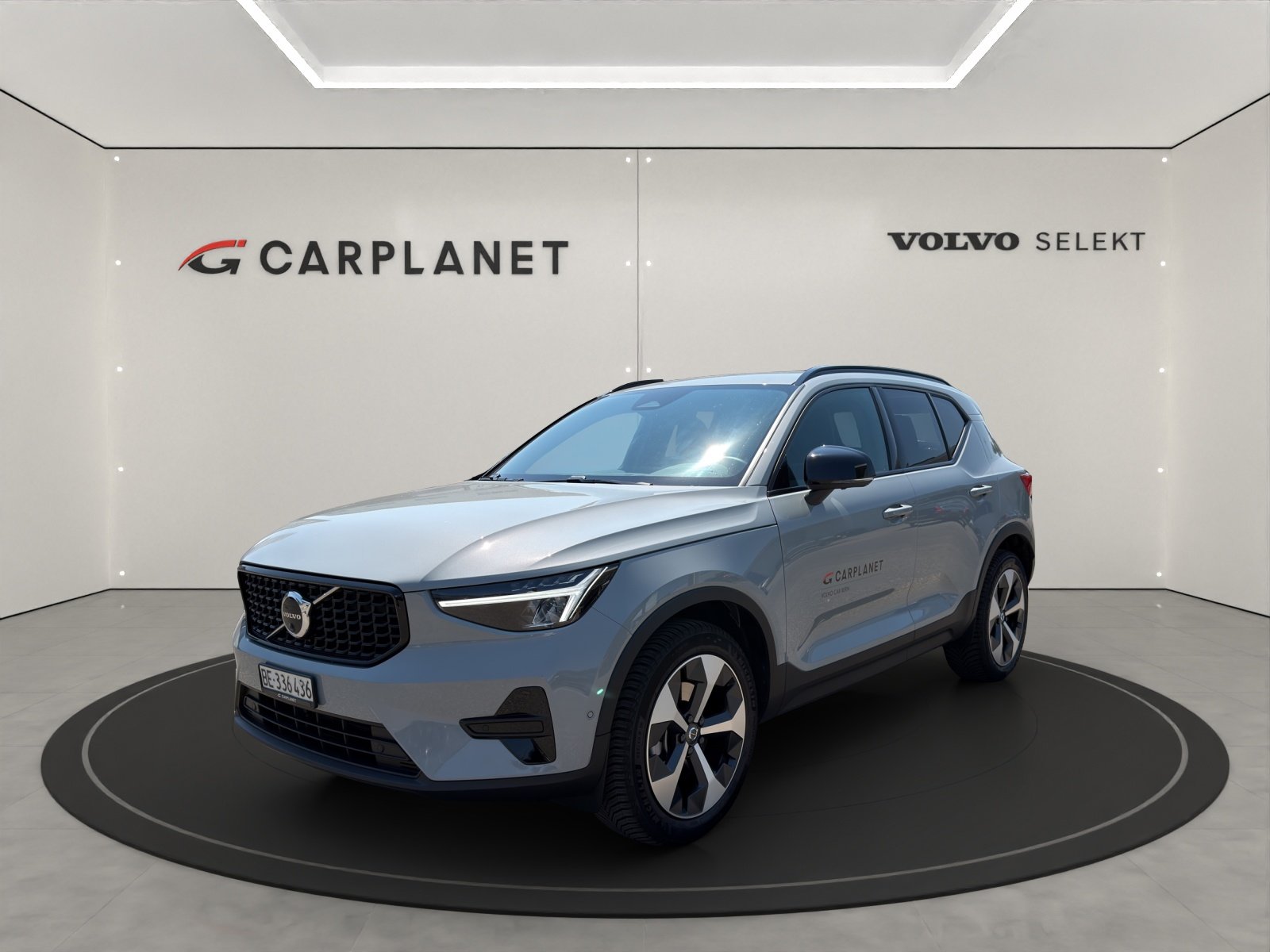 VOLVO XC40 2.0 B3 MH Plus Dark