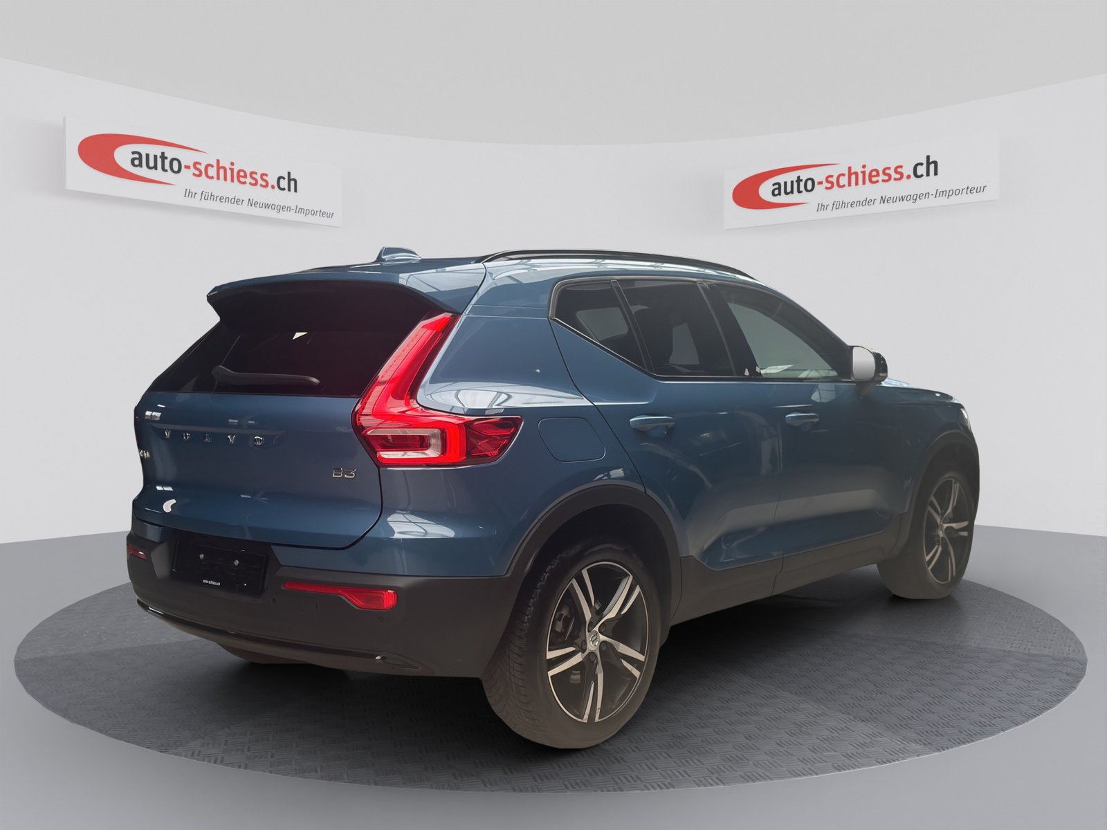 VOLVO XC40 B3 Benzin Mild Hybrid Plus Dark DCT, Hybride Léger Essence/Électricité, Occasion / Utilisé, Automatique - 5