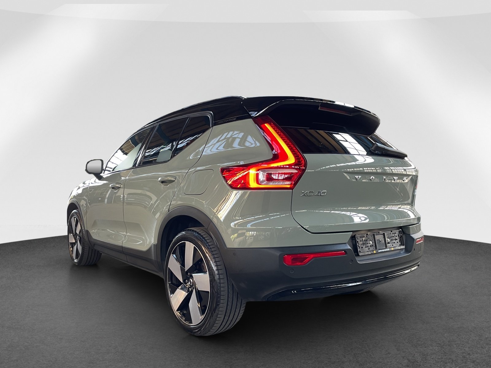 VOLVO XC40 P8 Twin Ultimate AWD, Électrique, Occasion / Utilisé, Automatique - 4