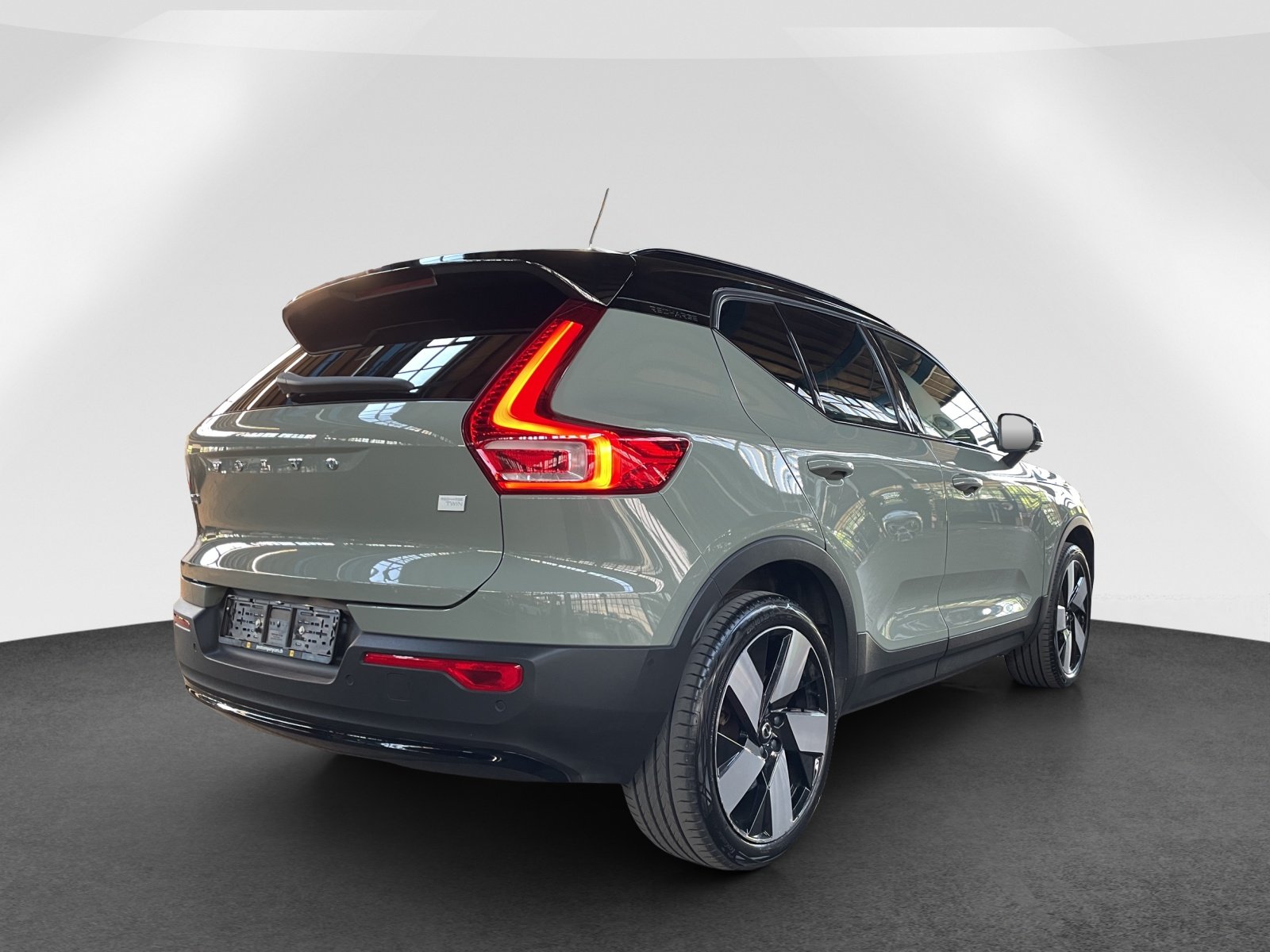 VOLVO XC40 P8 Twin Ultimate AWD, Électrique, Occasion / Utilisé, Automatique - 6