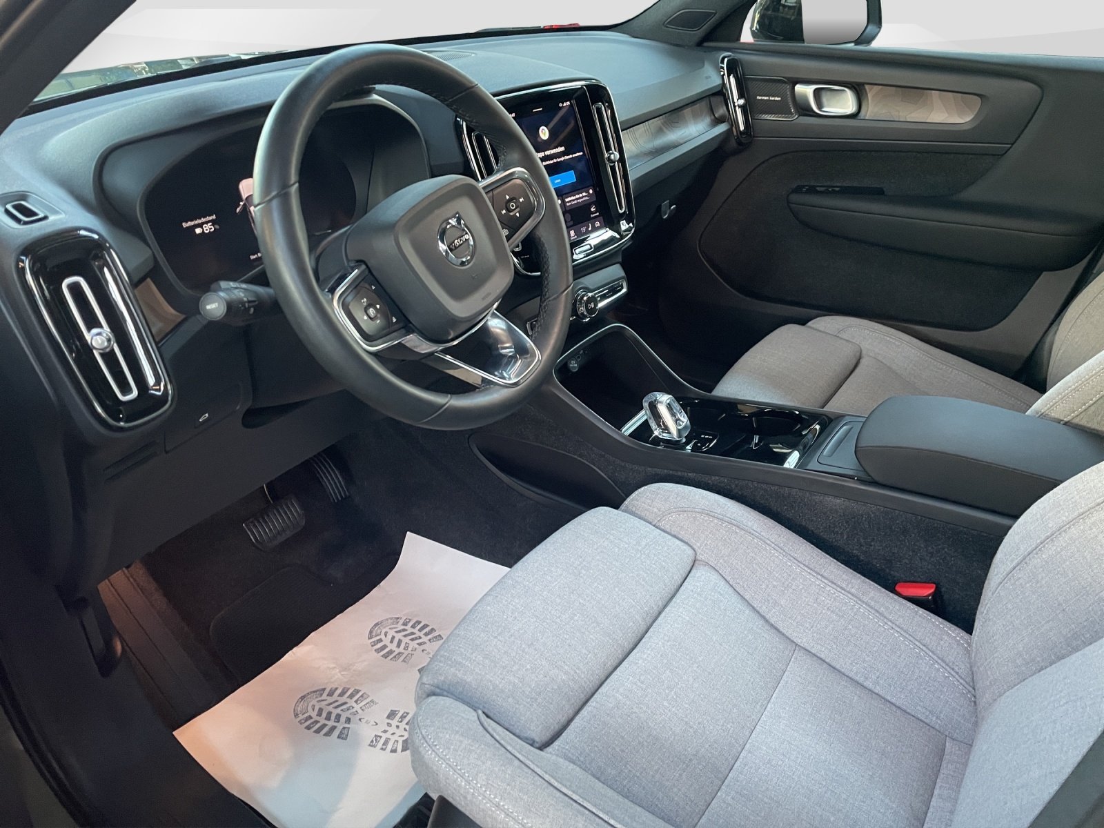 VOLVO XC40 P8 Twin Ultimate AWD, Électrique, Occasion / Utilisé, Automatique - 7