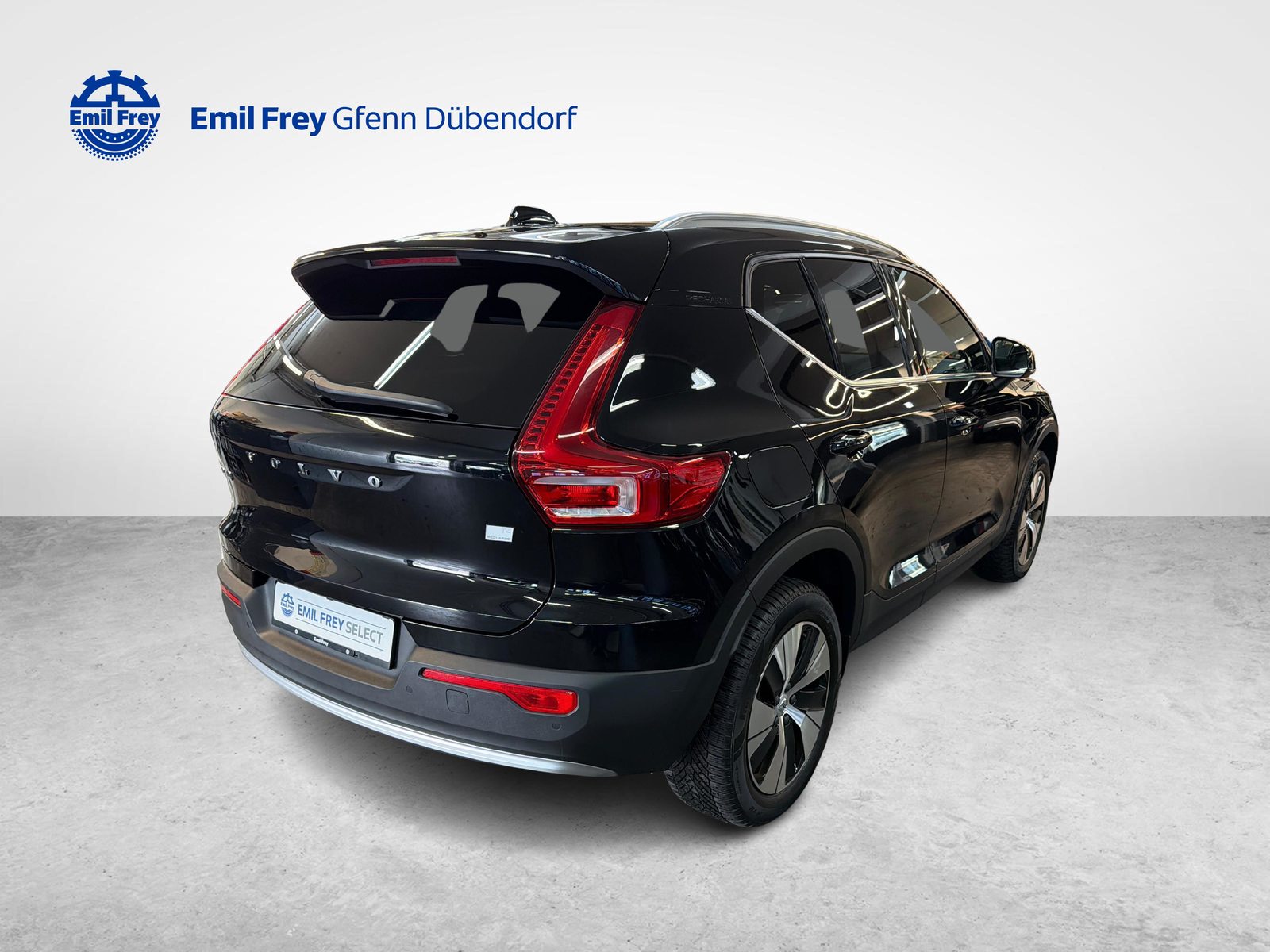 VOLVO XC40 1.5 T4 PiH Core, Plug-in-Hybrid Petrol/Electric, Second hand / Used, Automatic - 2