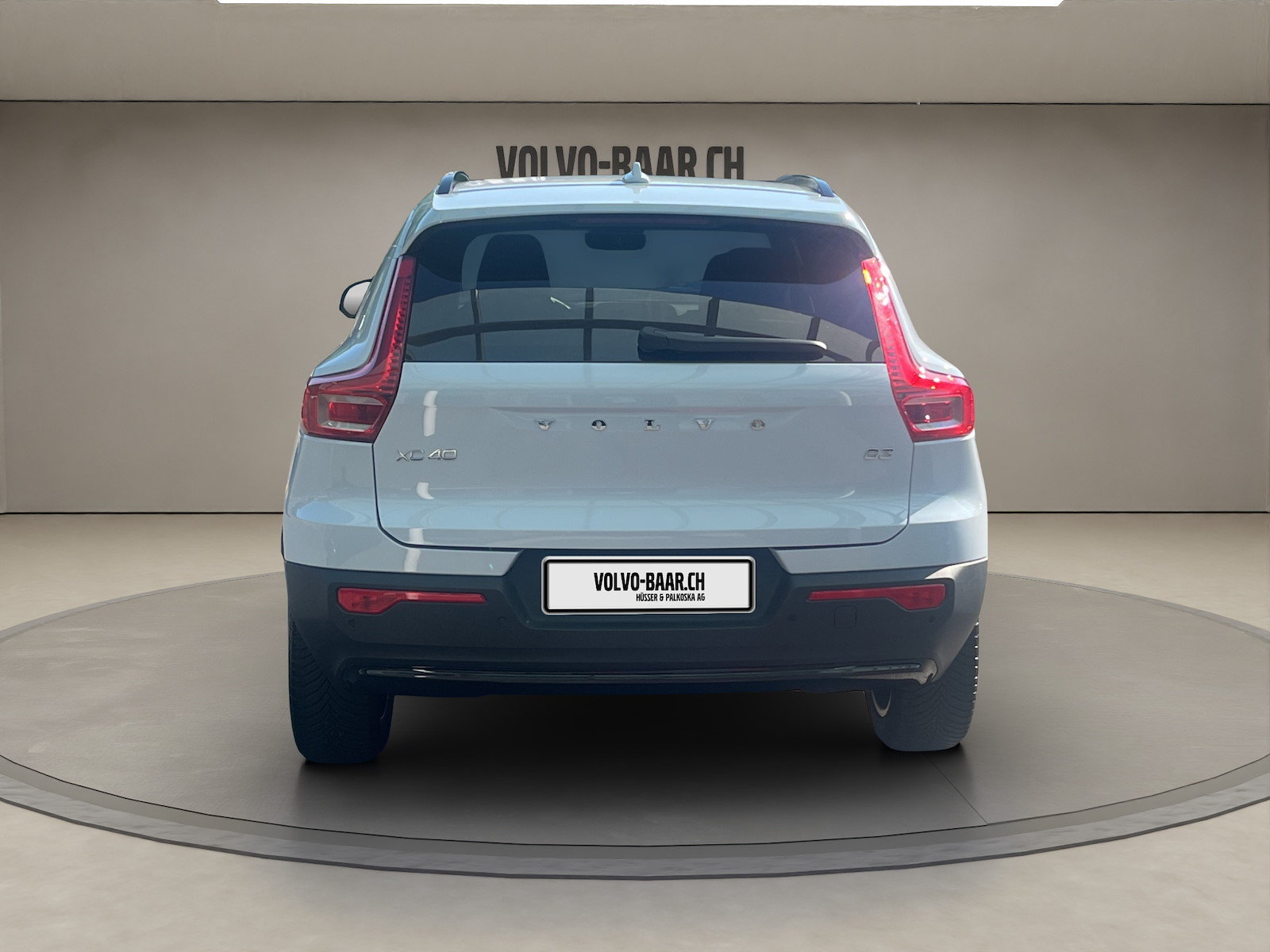 VOLVO XC40 2.0 B3 MH Plus Dark, Mild-Hybrid Petrol/Electric, Second hand / Used, Automatic - 4