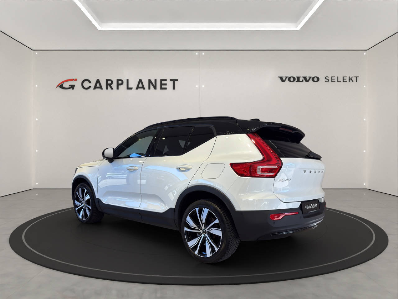 VOLVO XC40 P6 Ultimate, Electric, Second hand / Used, Automatic - 3