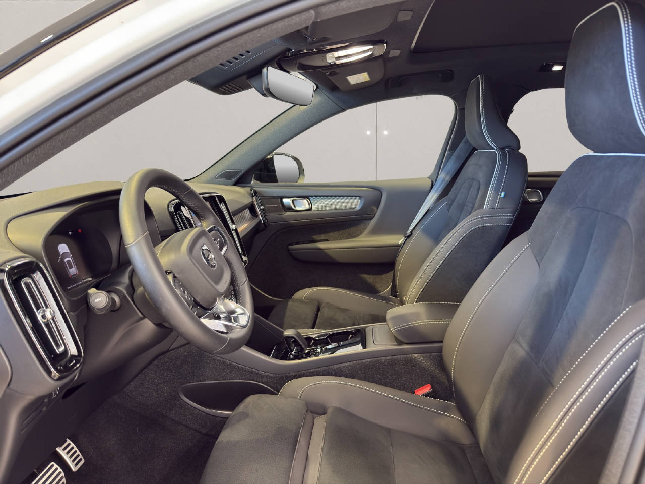 VOLVO XC40 P6 Ultimate, Electric, Second hand / Used, Automatic - 5