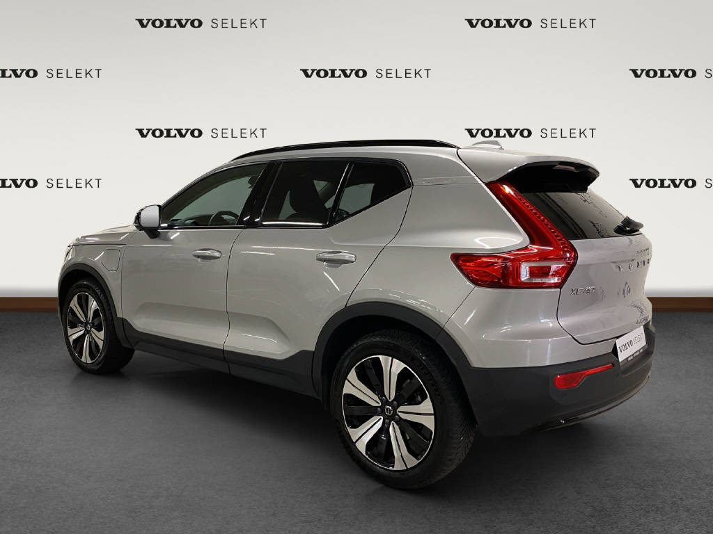 VOLVO XC40 1.5 T5 PiH Ultimate Dark, Plug-in-Hybrid Petrol/Electric, Second hand / Used, Automatic - 3