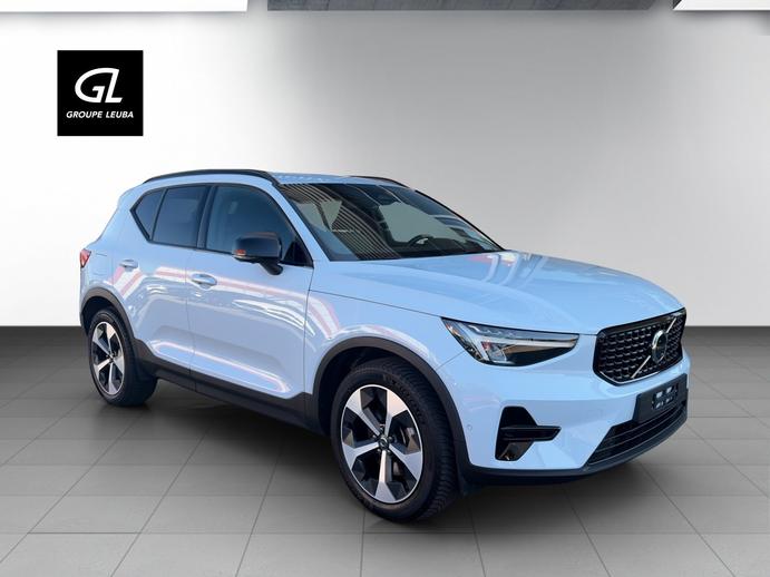 VOLVO XC40 B3 MHD Plus Dark, Mild-Hybrid Petrol/Electric, Second hand / Used, Automatic