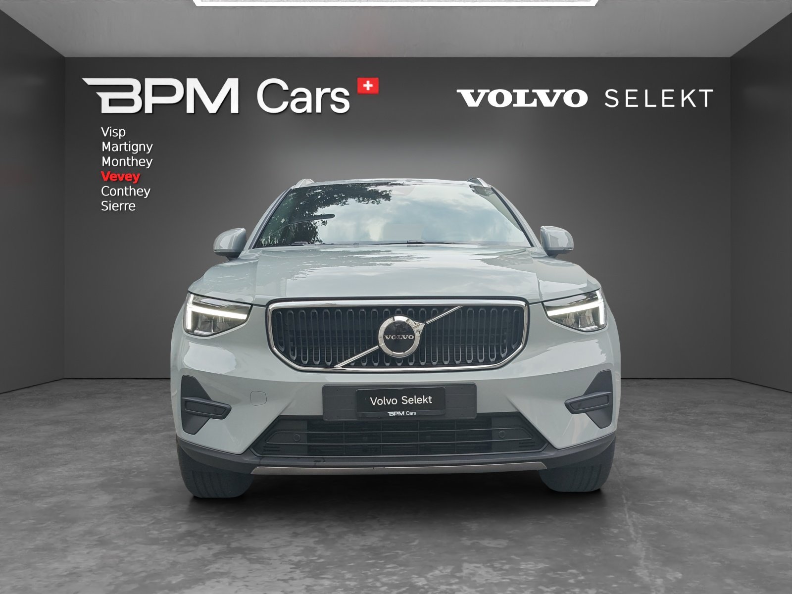 VOLVO XC40 2.0 B3 MH XCITE XCITE, Mild-Hybrid Petrol/Electric, Second hand / Used, Automatic - 2
