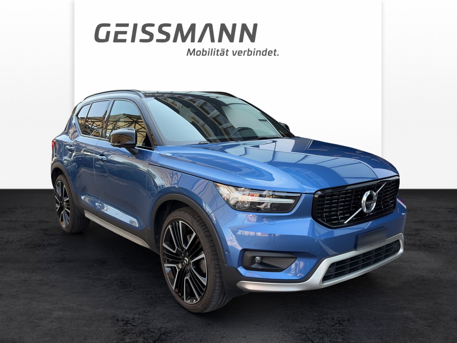 VOLVO XC40 1.5 T5 PiH R-Design, Plug-in-Hybrid Petrol/Electric, Second hand / Used, Automatic - 2
