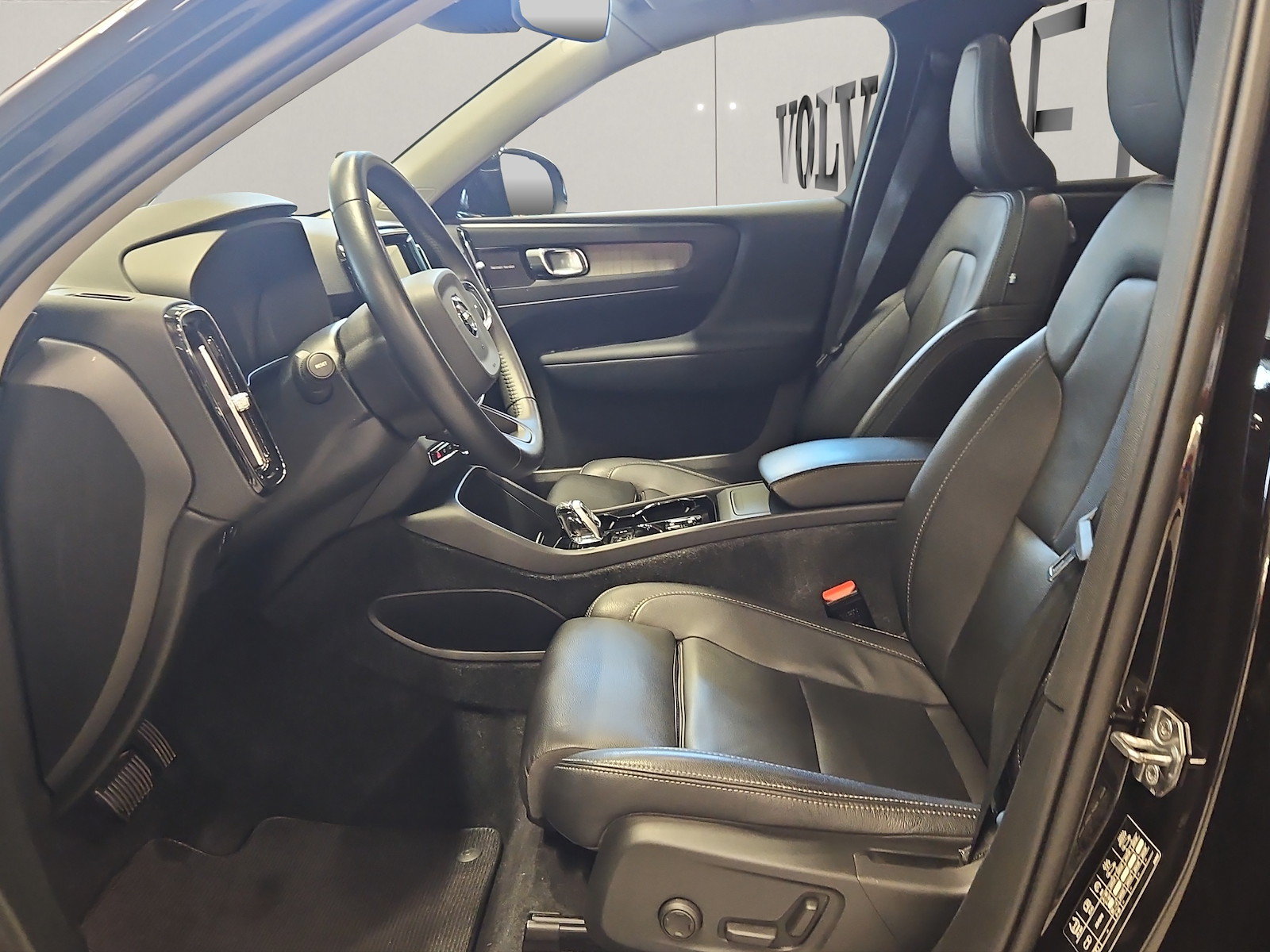 VOLVO XC40 2.0 T4 Inscription AWD, Benzina, Occasioni / Usate, Automatico - 7