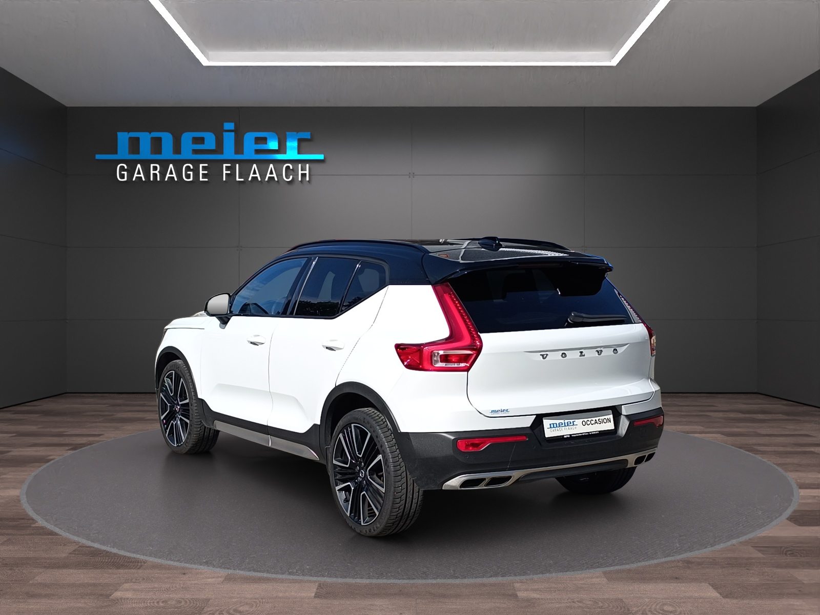 VOLVO XC40 2.0 T5 R-Design AWD, Benzin, Occasion / Gebraucht, Automatik - 3